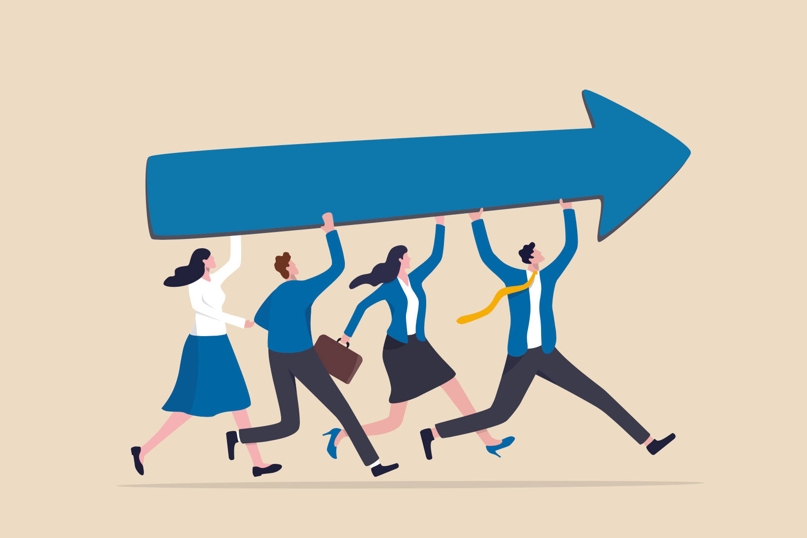 Teamwork 桌布 壁紙 — 四位身穿西裝的商業專業人士一起扛著一個巨大的藍色箭頭，堅定地向前邁進。