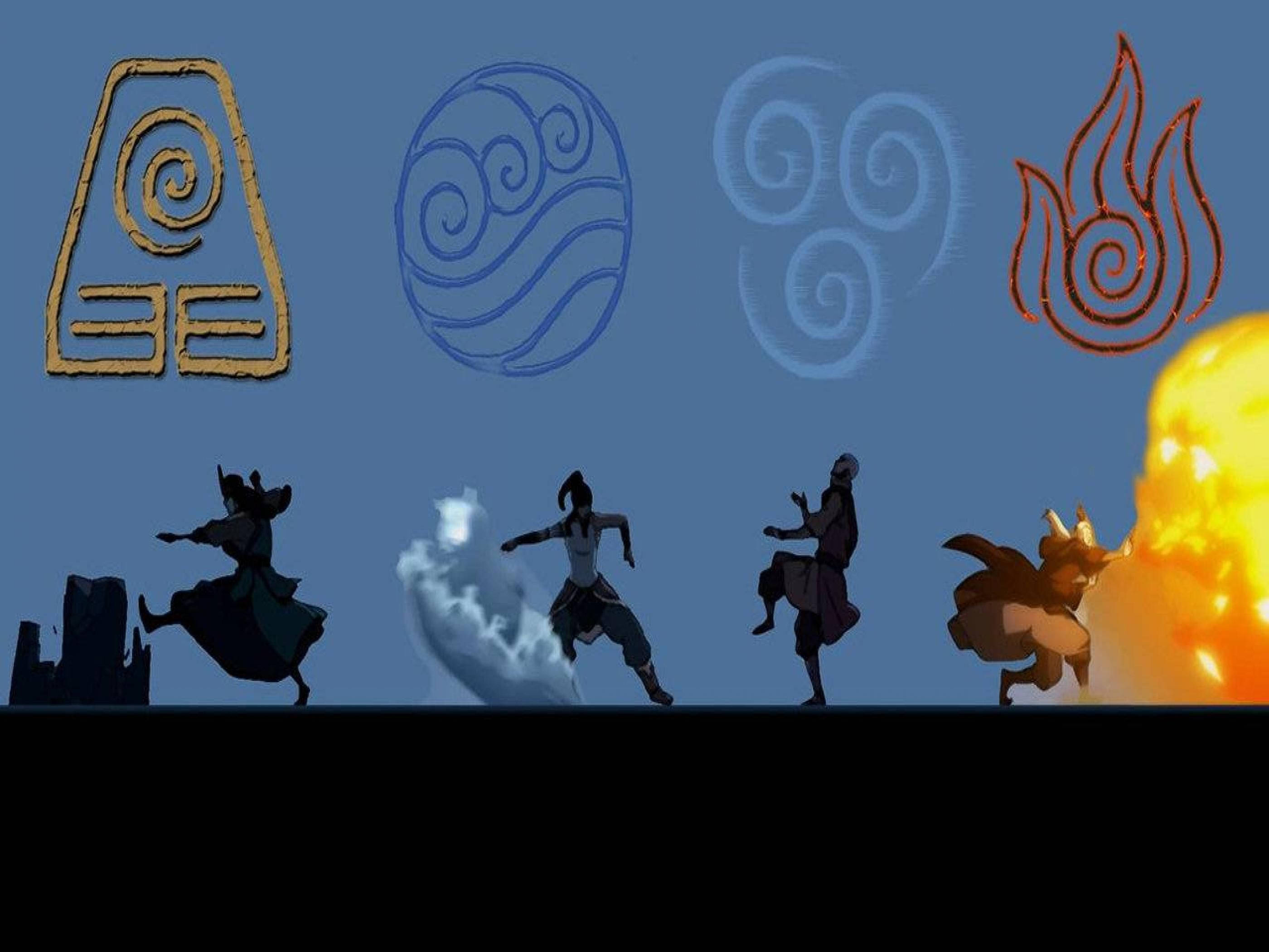 Airbender 桌布 壁紙 — 四個剪影化身在藍天下，於發光的地、水、風、火符號下與元素力量戰鬥。