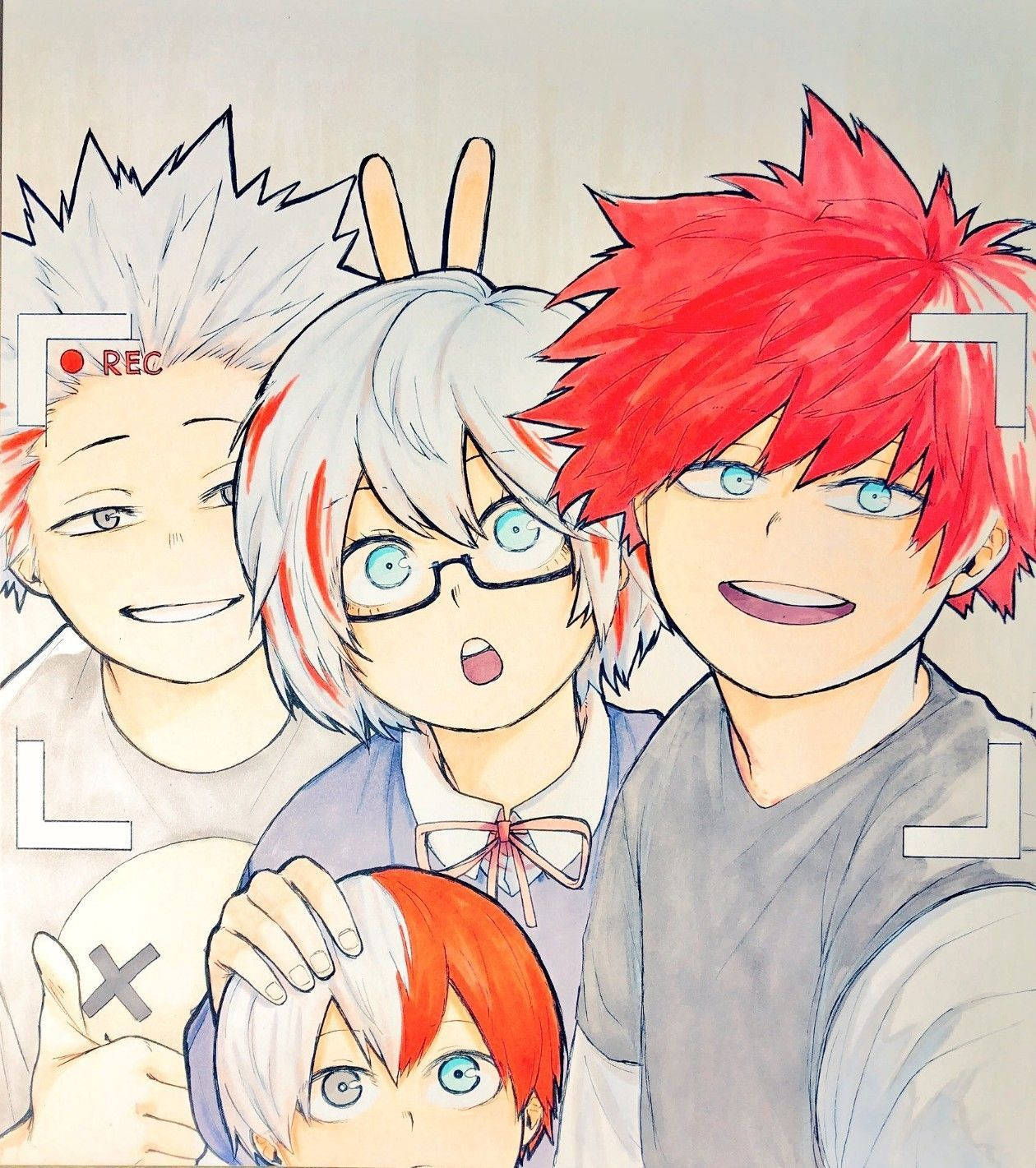 todoroki family 桌布 壁紙 — 四個動漫角色，有著尖刺頭髮和藍色眼睛，擺姿勢自拍，帶有相機界面疊加層。
