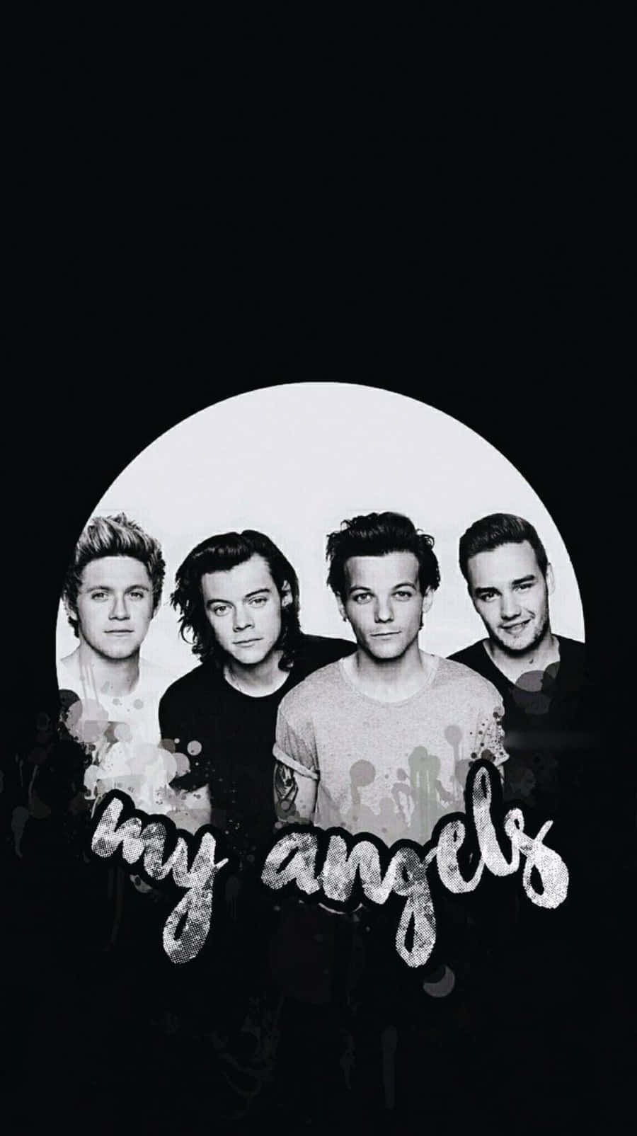 One Direction 桌布 壁紙 — 四個男人站成一個圓圈，背景是黑色，後面有白色圓形光暈，下方有閃爍字體寫著 my angels。