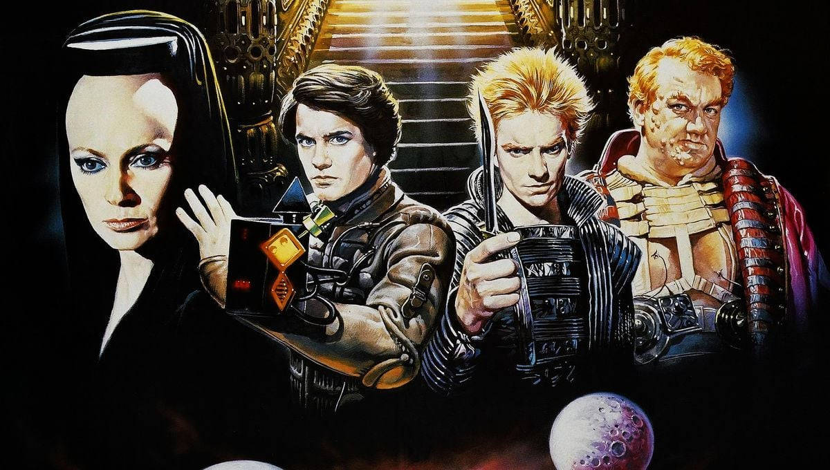 Dune Movie 桌布 壁紙 — 四個科幻角色穿著黑暗未來裝備，站在發光樓梯前，下方有行星。
