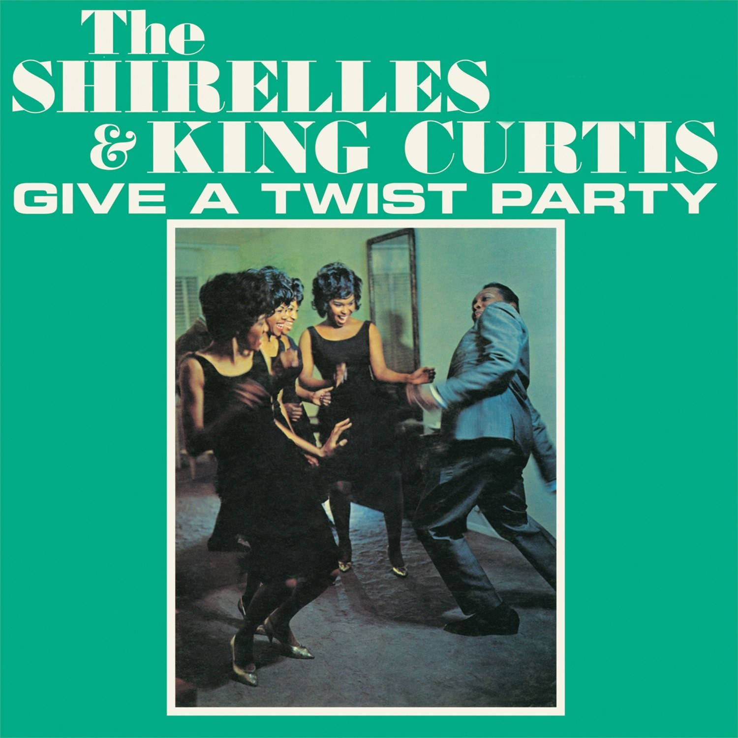 Album Cover 桌布 壁紙 — 四個穿著1960年代服裝的人在一個房間內，在宣布扭扭派對的粗體綠色文字下充滿活力地跳舞。