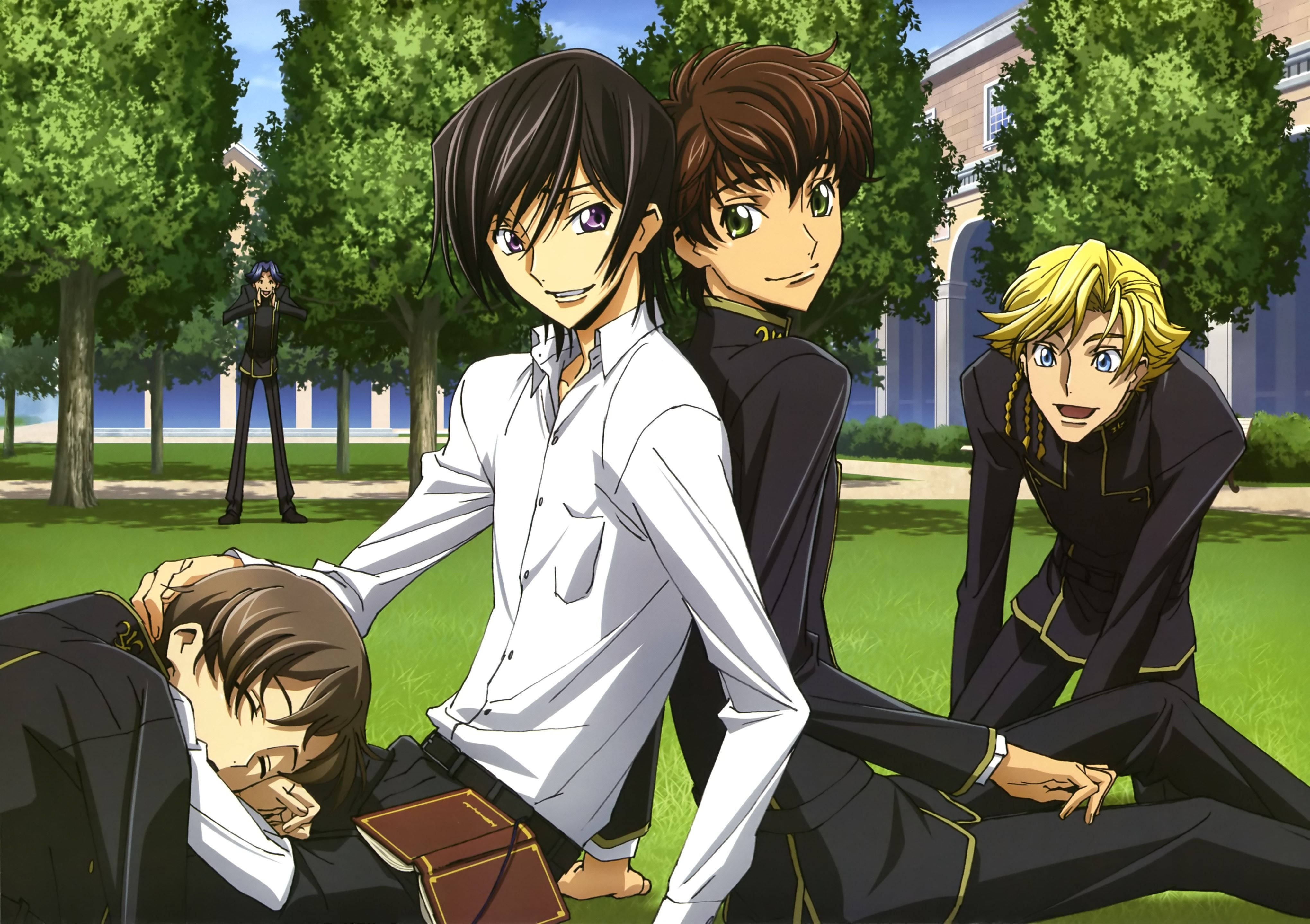 lelouch lamperouge 桌布 壁紙 — 四個穿著校服的動畫男孩在草地上放鬆，其中一個在睡覺，其他人在枝葉茂密的樹下開心地擺姿勢。