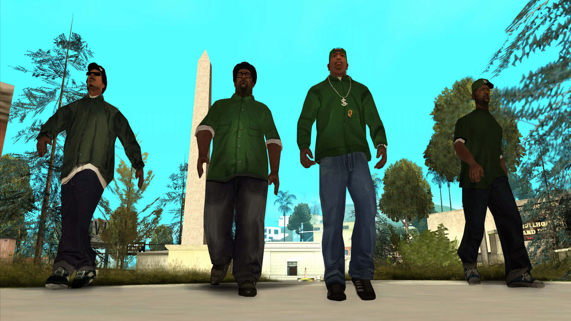 GTA 聖安地列斯 桌布 壁紙 — 四個穿著綠色外套的電子遊戲角色站在一個風格化的城市公園中，公園裡有方尖碑和樹木，天空是明亮的青色。