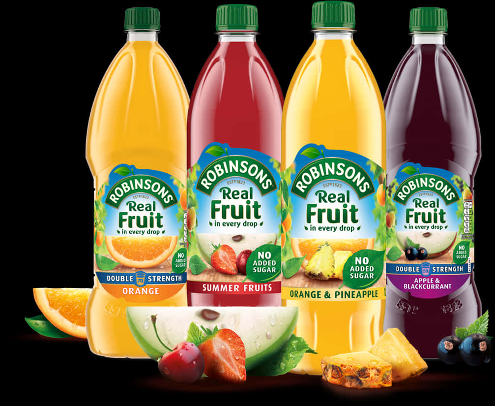 飲料 桌布 壁紙 — 四個色彩繽紛的Robinsons Real Fruit瓶，搭配新鮮水果片，排列在黑色背景前。