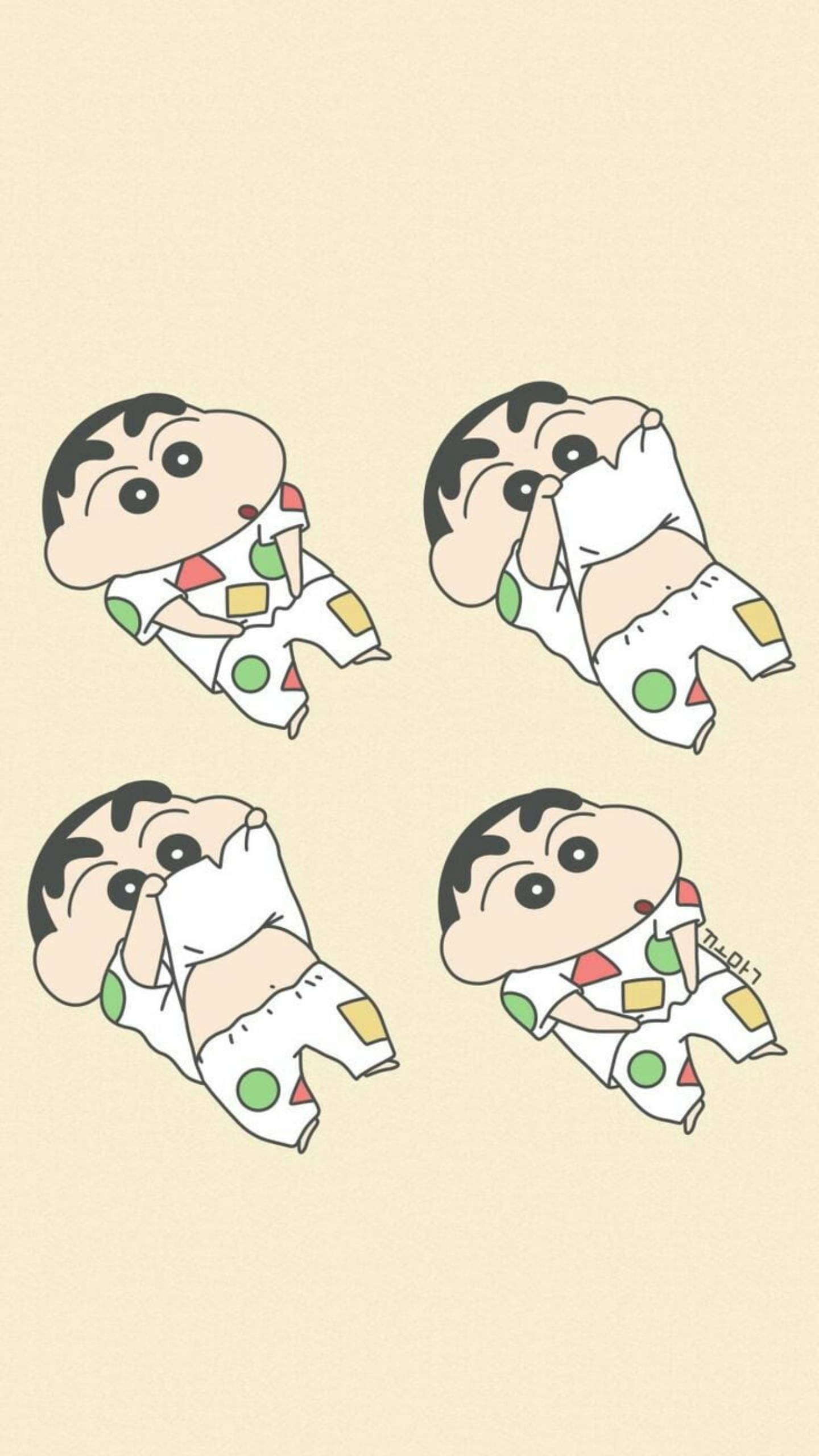 shinchan 桌布 壁紙 — 四個身穿白色服裝、帶有彩色補丁的卡通角色在米色背景上漂浮。