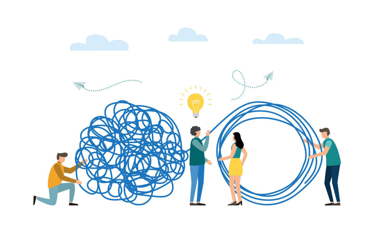 Teamwork 桌布 壁紙 — 四個風格化的人物在燈泡和紙飛機下將混亂的藍色結解成整齊的圓圈。