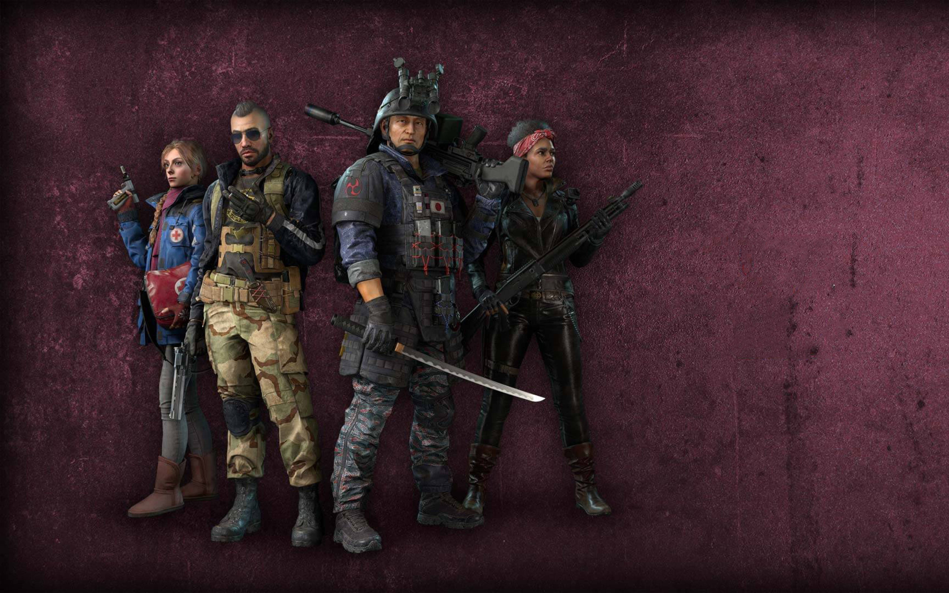 world war z 4K 桌布 壁紙 — 四名身穿戰術裝備的武裝士兵排成一列，面對有紋理的栗色牆壁，每人手持武器，表情嚴肅。