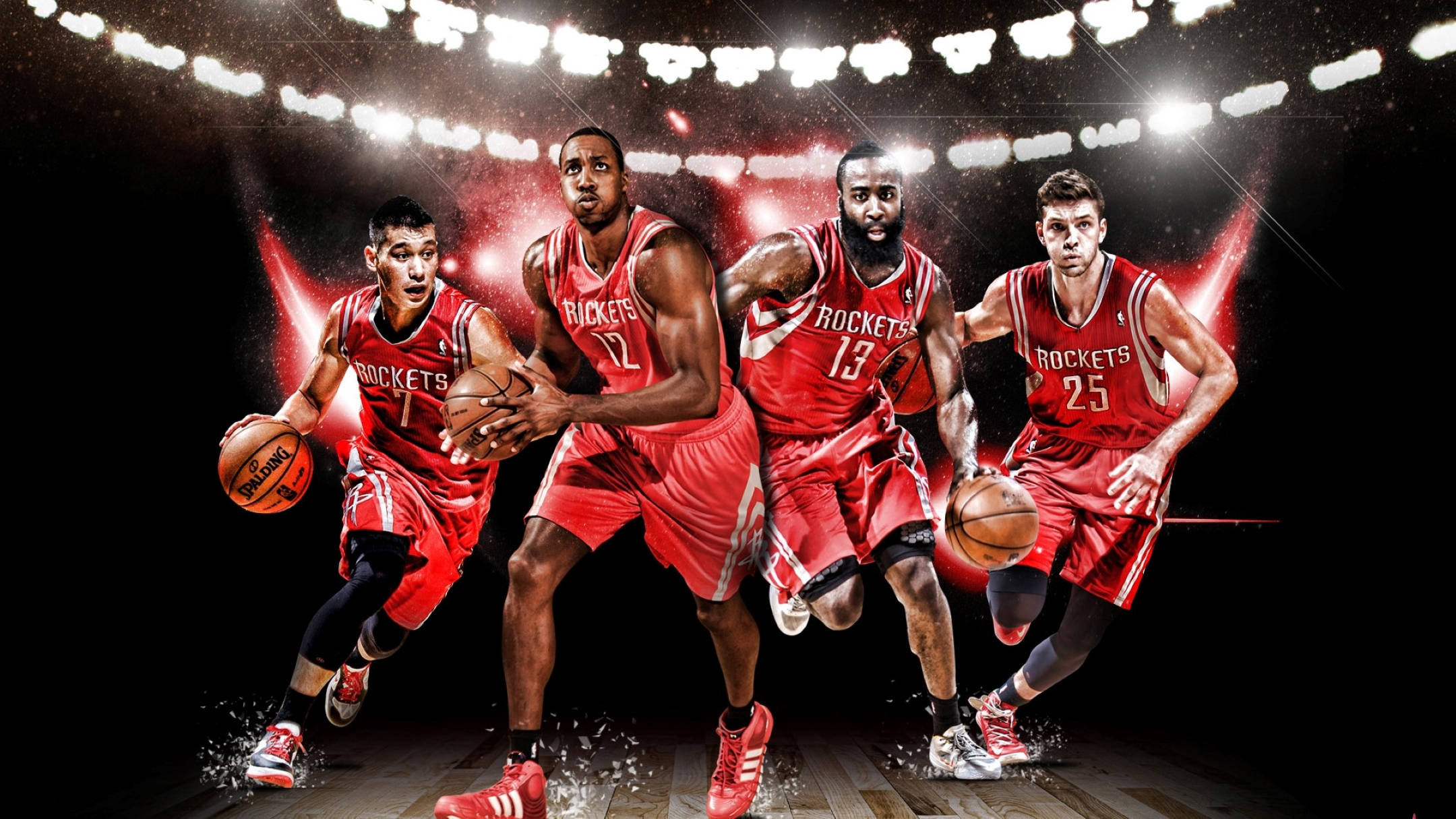 Houston Rockets 桌布 壁紙 — 四名身穿紅色火箭隊球衣的籃球運動員在明亮的場館燈光下動感十足地衝刺過球場。