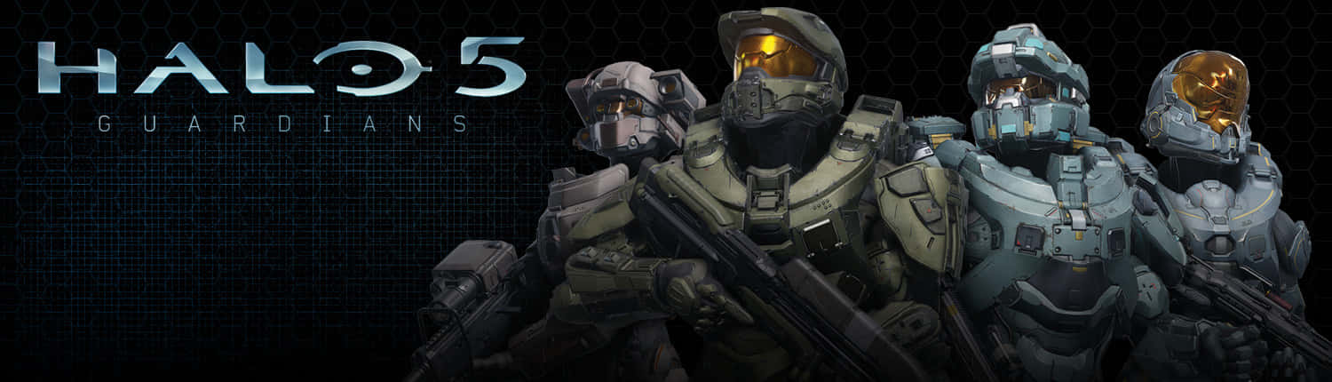 Halo 5 Blue Team 桌布 壁紙 — 四名身穿裝甲的Halo士兵，戴著發光面罩，站在深色網格背景中，帶有Halo 5 Guardians標誌。