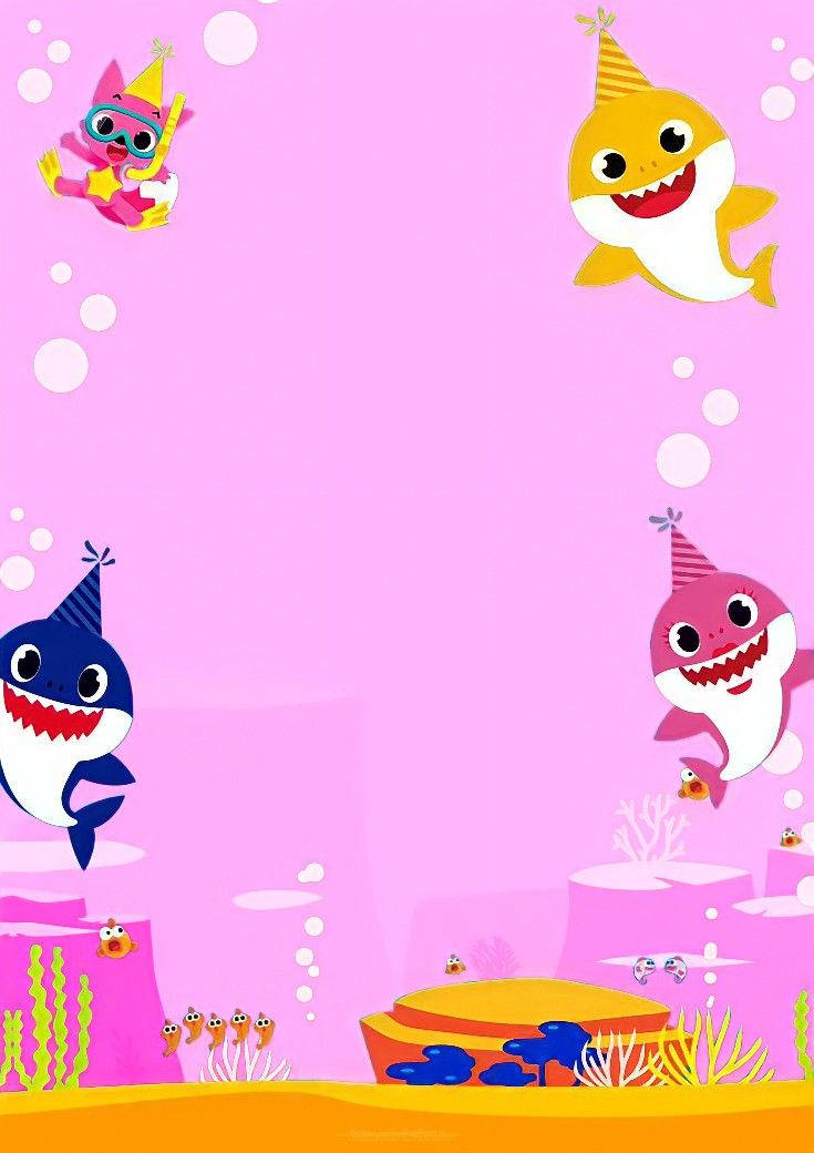 鯊魚 桌布 壁紙 — 四條卡通鯊魚戴著派對帽，在粉紅色的海底場景中快樂地游來游去，周圍有氣泡和珊瑚。