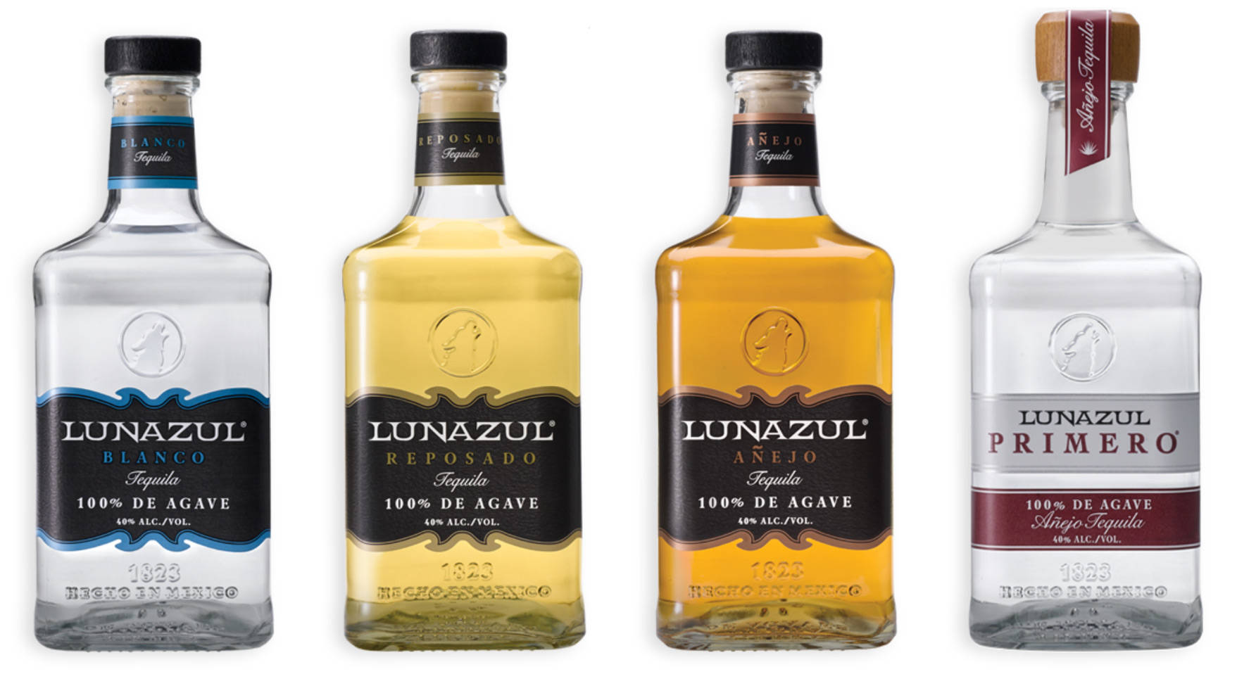 alcohol 桌布 壁紙 — 四款 Lunazul 龍舌蘭酒瓶，包括 blanco、reposado、añejo 和 primero 品種，展示在潔白的背景上。