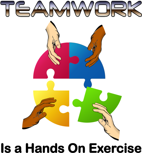 Teamwork 桌布 壁紙 — 四隻不同膚色的手在黑色背景上，於TEAMWORK一詞下方拼湊彩色拼圖塊。