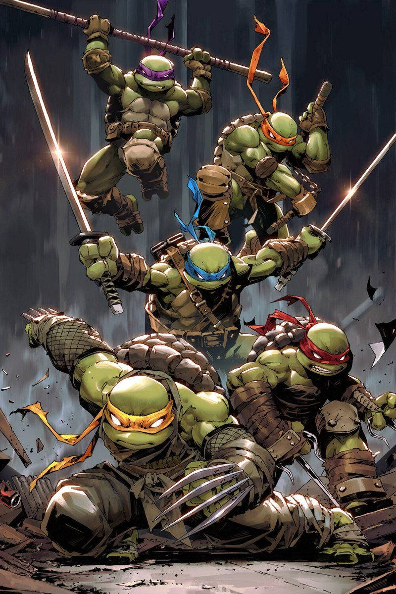 teenage mutant ninja turtles 桌布 壁紙 — 四隻忍者龜在黑暗粗糙的城市背景下擺出動態戰鬥姿勢，揮舞劍和雙節棍。