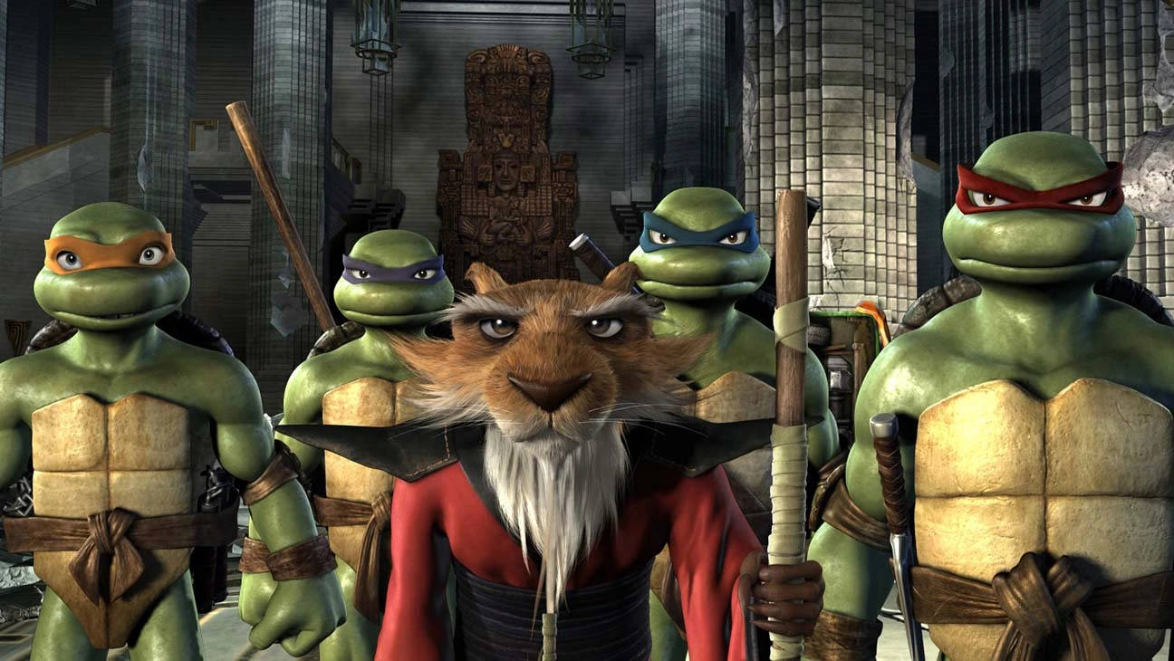 Ninja Turtle 桌布 壁紙 — 四隻戴著彩色面具的綠色忍者龜在廢墟寺廟中站在一隻嚴肅的獅子般戰士後面守衛。