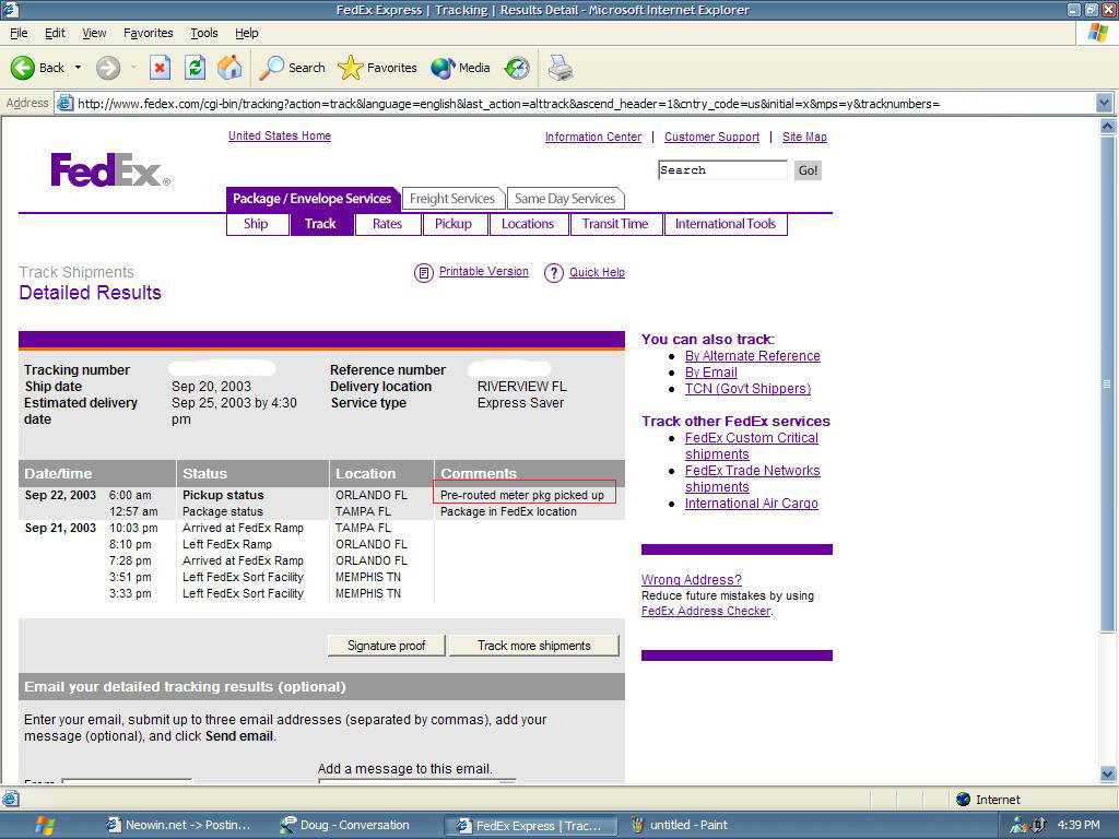 聯邦快遞 桌布 壁紙 — 在 Microsoft Internet Explorer 中顯示的復古 FedEx 追蹤頁面，帶有紫色標題和詳細的運送歷史。