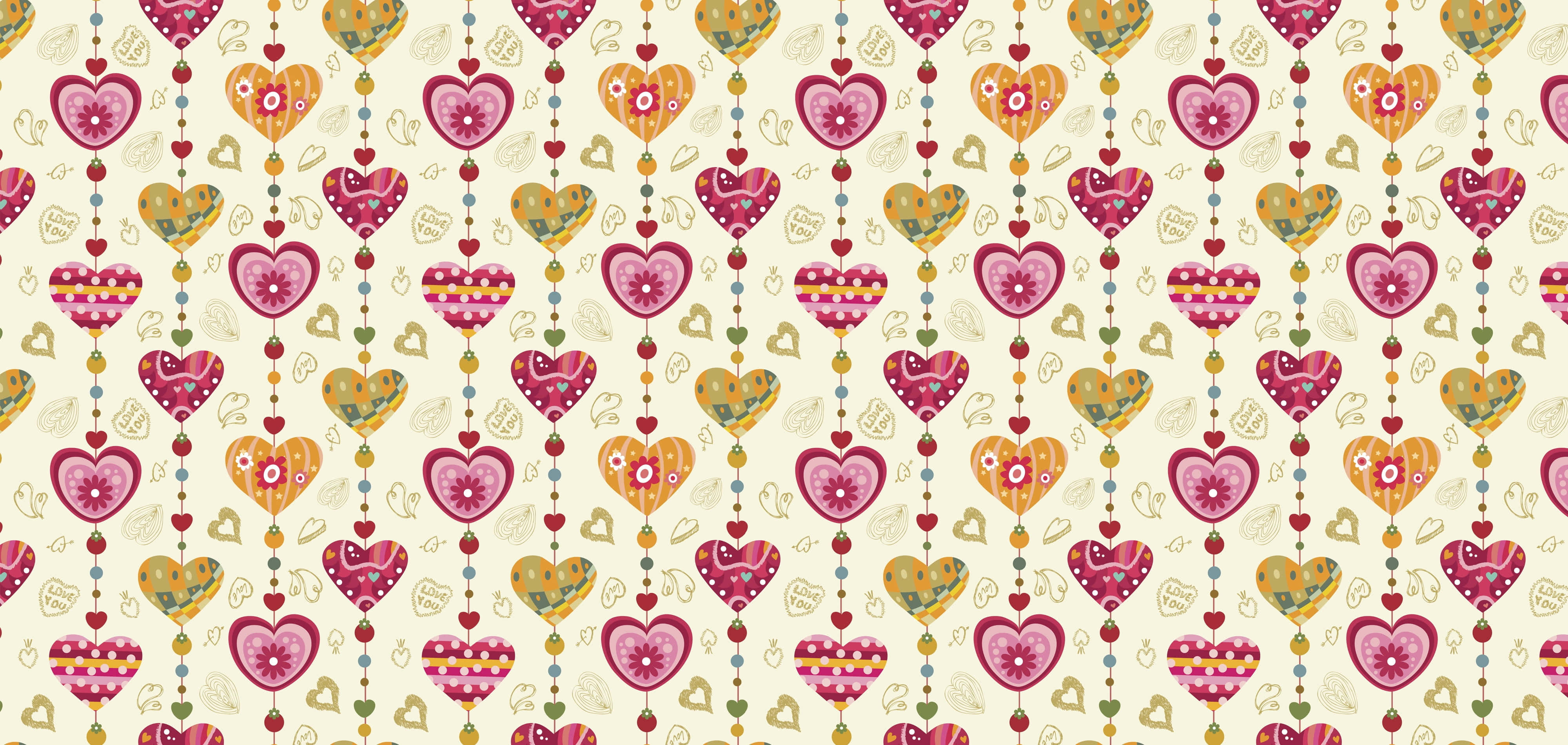 Heart Pattern 桌布 壁紙 — 在奶油色背景上懸掛粉紅色和金色的心形裝飾品的鮮豔圖案。