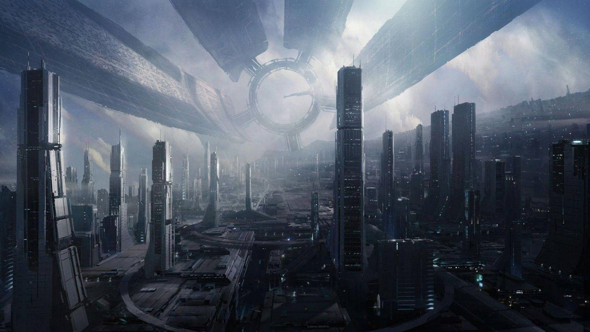 Futuristic City 桌布 壁紙 — 在巨大的浮動環形結構下，未來主義的城市景觀，高聳的摩天大樓和霧氣瀰漫的氛圍。