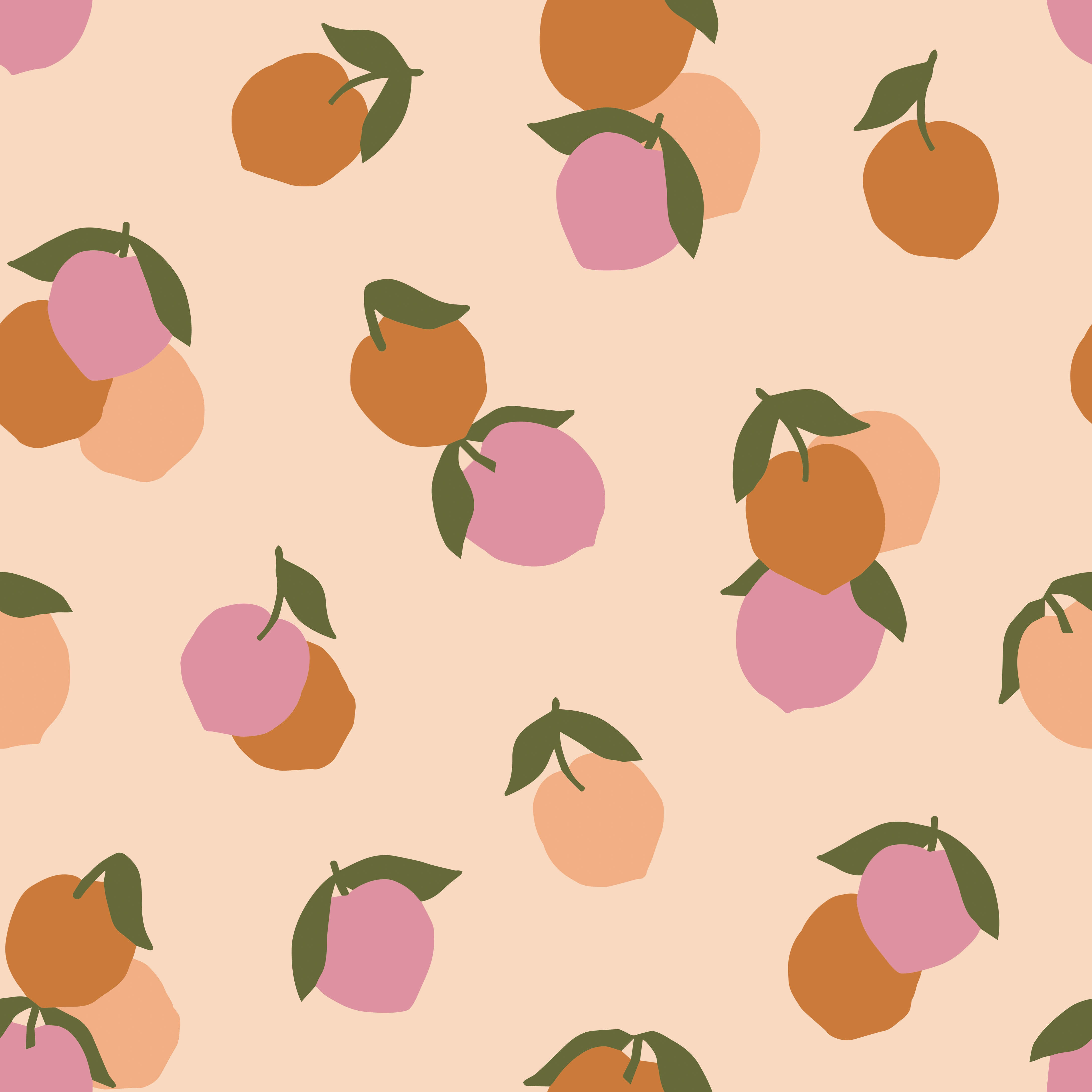 Cute Peach 桌布 壁紙 — 在柔和米色背景上，以粉紅、橙和蜜桃色調的風格化桃子重複圖案，搭配綠色葉子。
