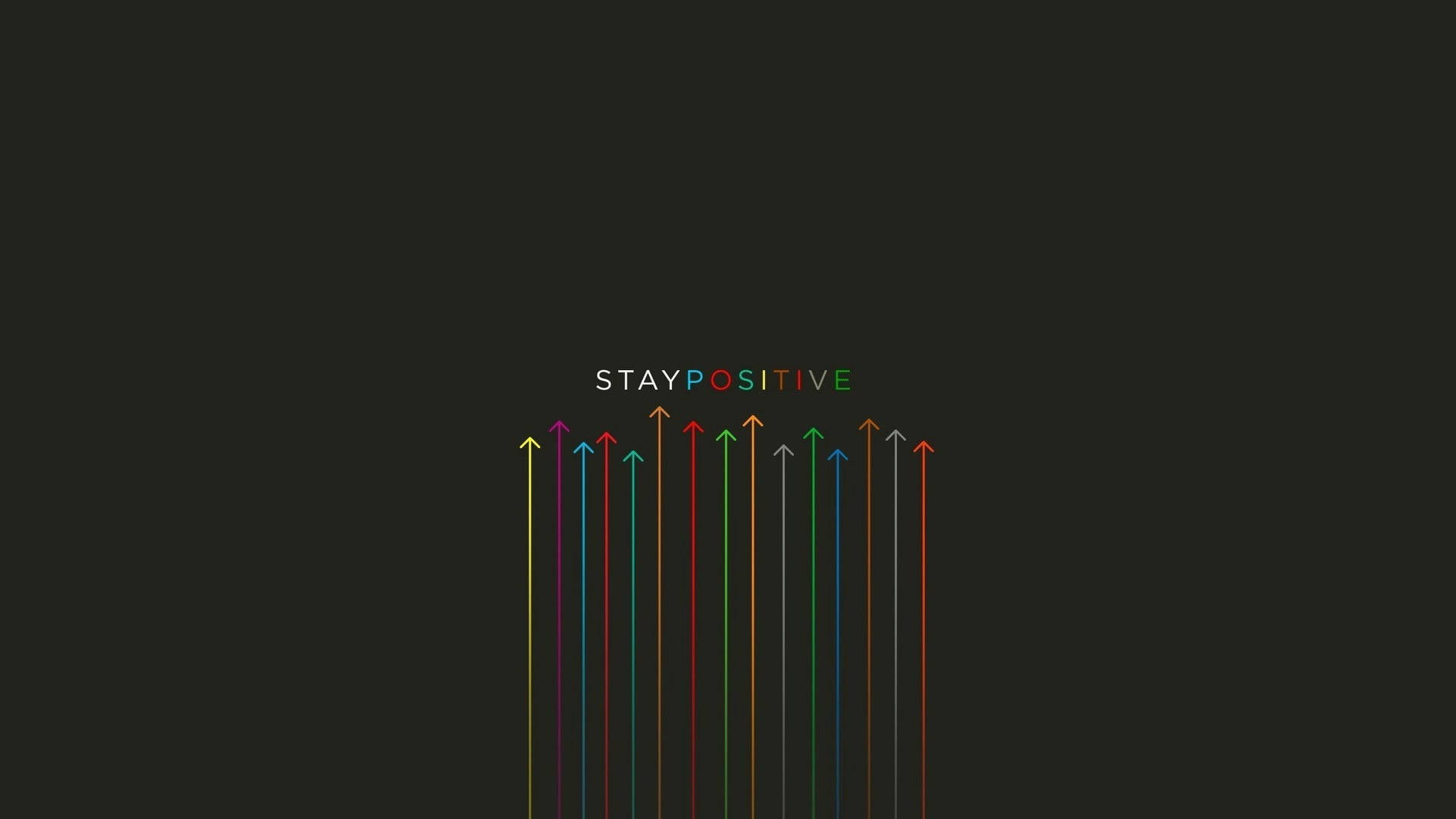positive vibes 桌布 壁紙 — 在極簡數位藝術中，大膽多彩的箭頭從深色背景中升起，下方是多彩文字「STAY POSITIVE」。