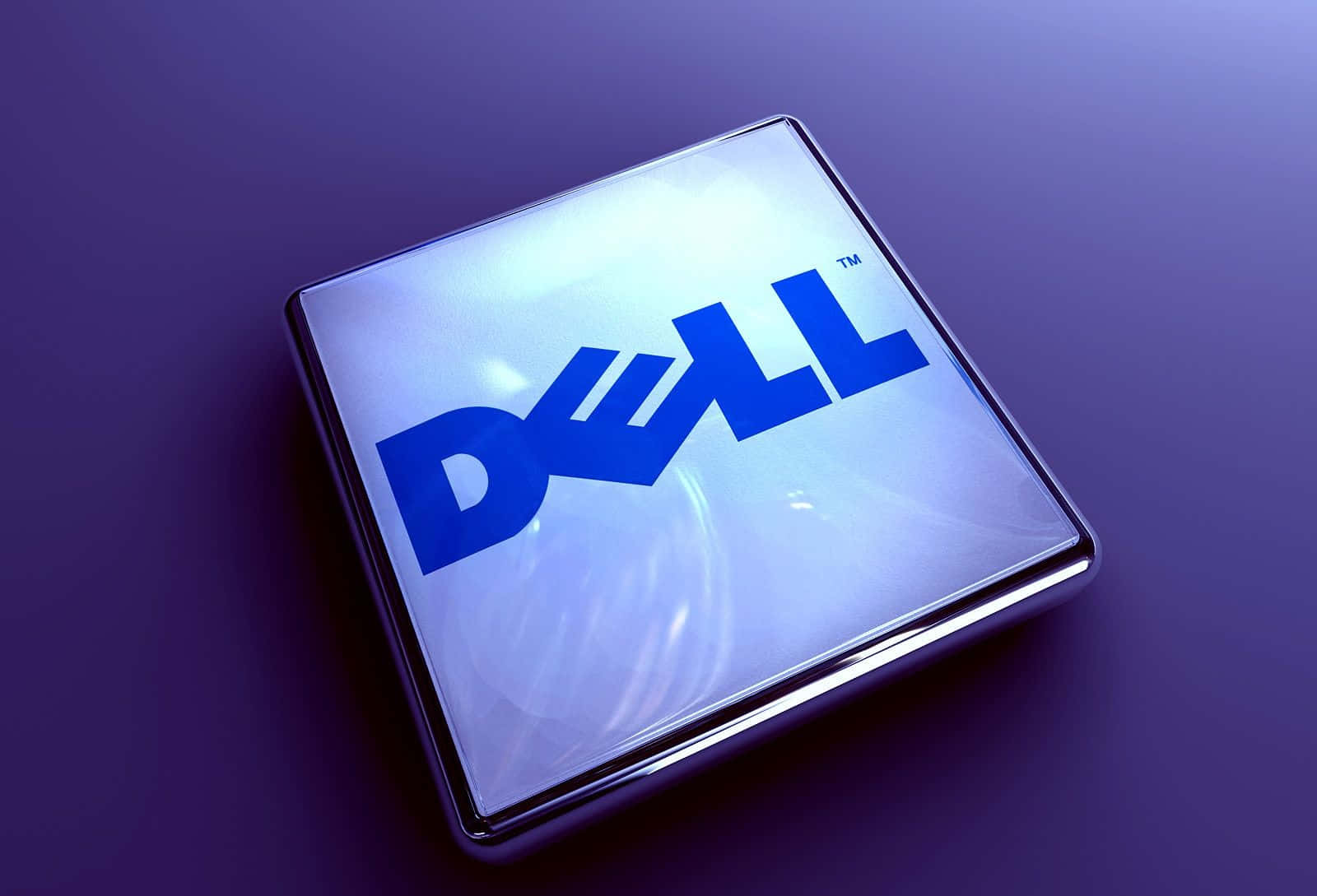 Dell 桌布 壁紙 — 在深紫色漸變背景上，時尚的銀色Dell標誌牌在冷色燈光下閃耀。
