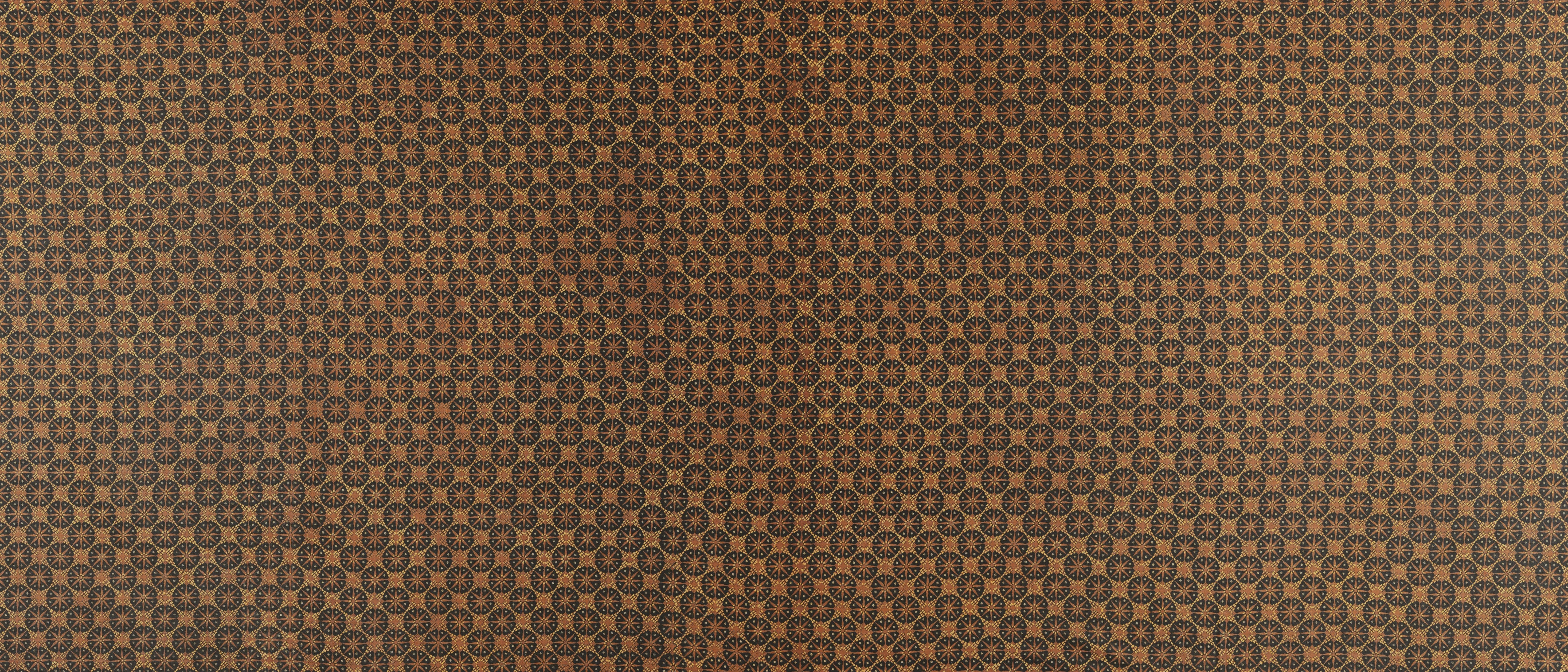 Brown Textured 桌布 壁紙 — 在淺棕色漸變背景上重複深棕色圓形圖案的無縫壁紙圖案。