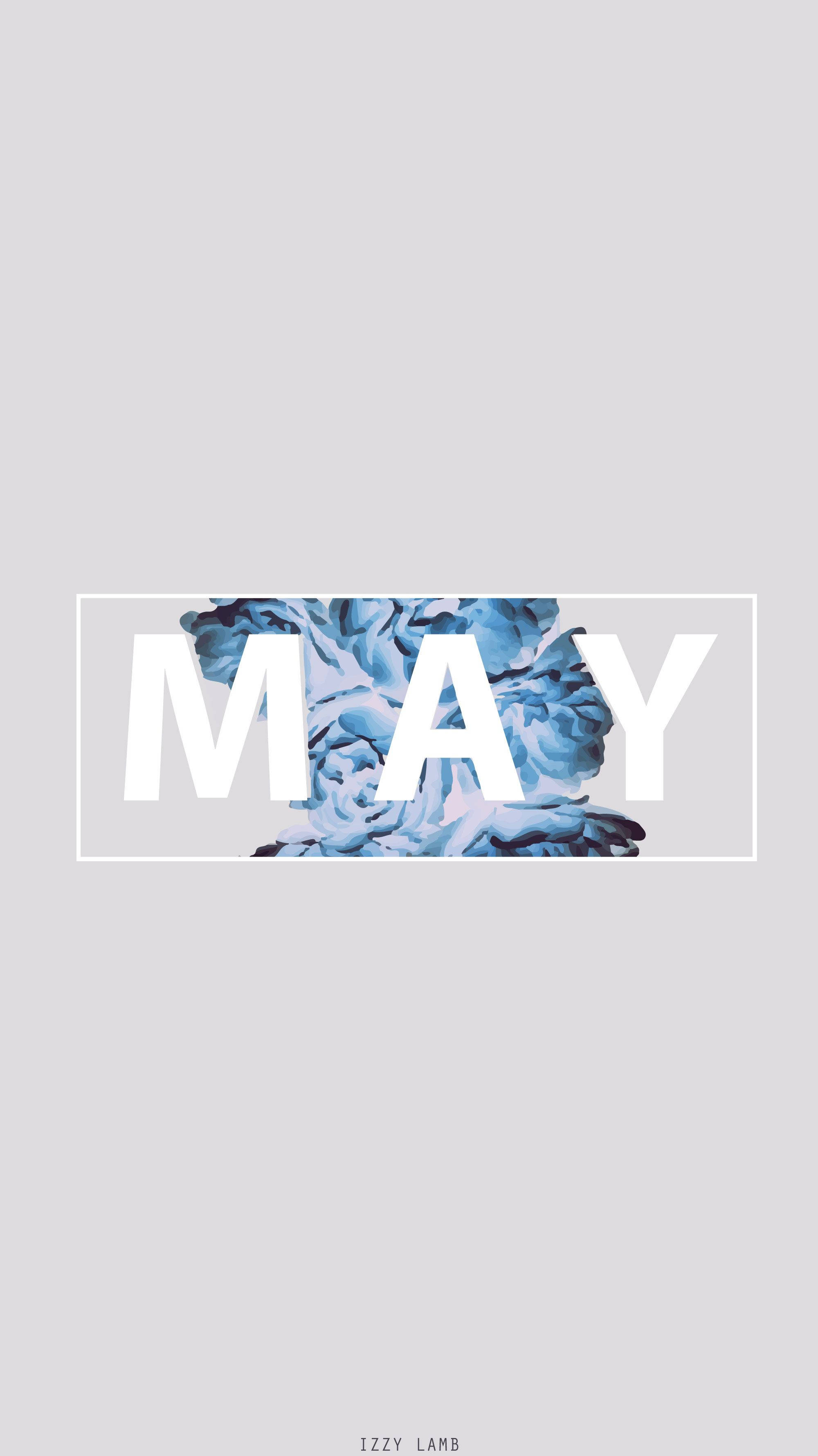 May 桌布 壁紙 — 在淺灰色背景上，一個薄白色矩形內，藍色抽象花卉圖案上覆蓋著粗體白色字母 MAY。