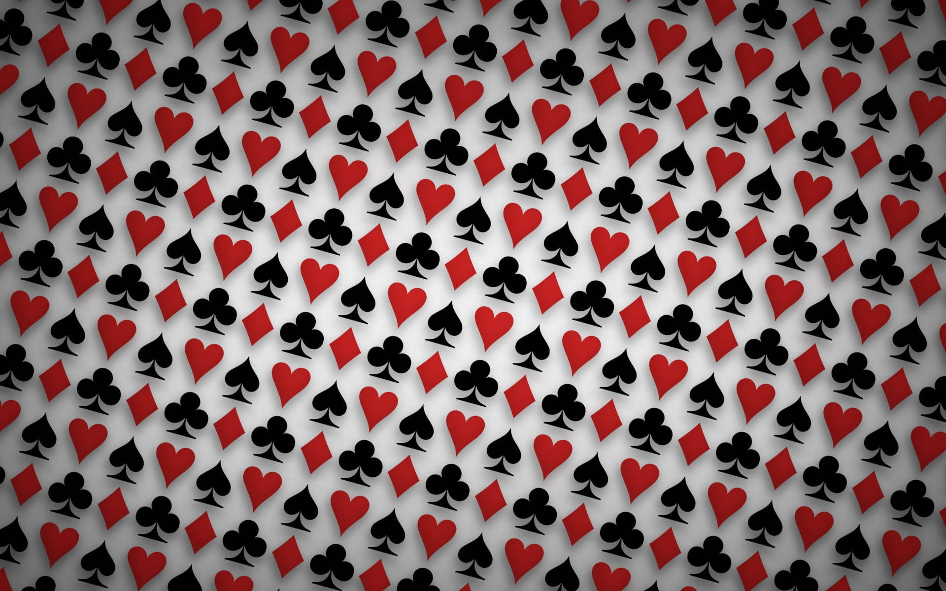 Poker Table 桌布 壁紙 — 在淺灰色背景上重複的紅心、黑梅花和紅方塊圖案。