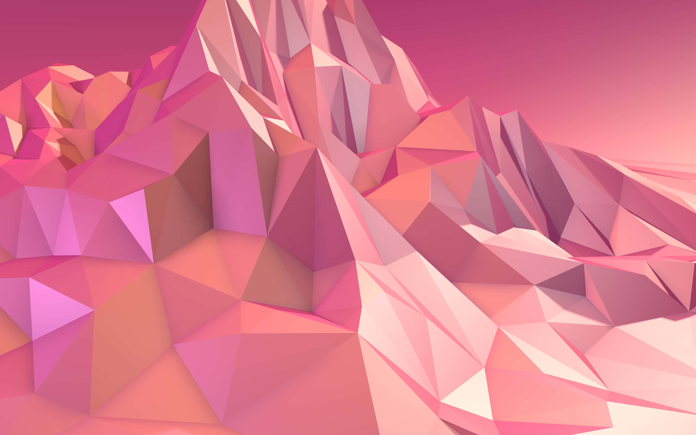 Pink Abstract 桌布 壁紙 — 在漸變天空下，以柔和粉紅和洋紅色多邊形面呈現的風格化山脈。