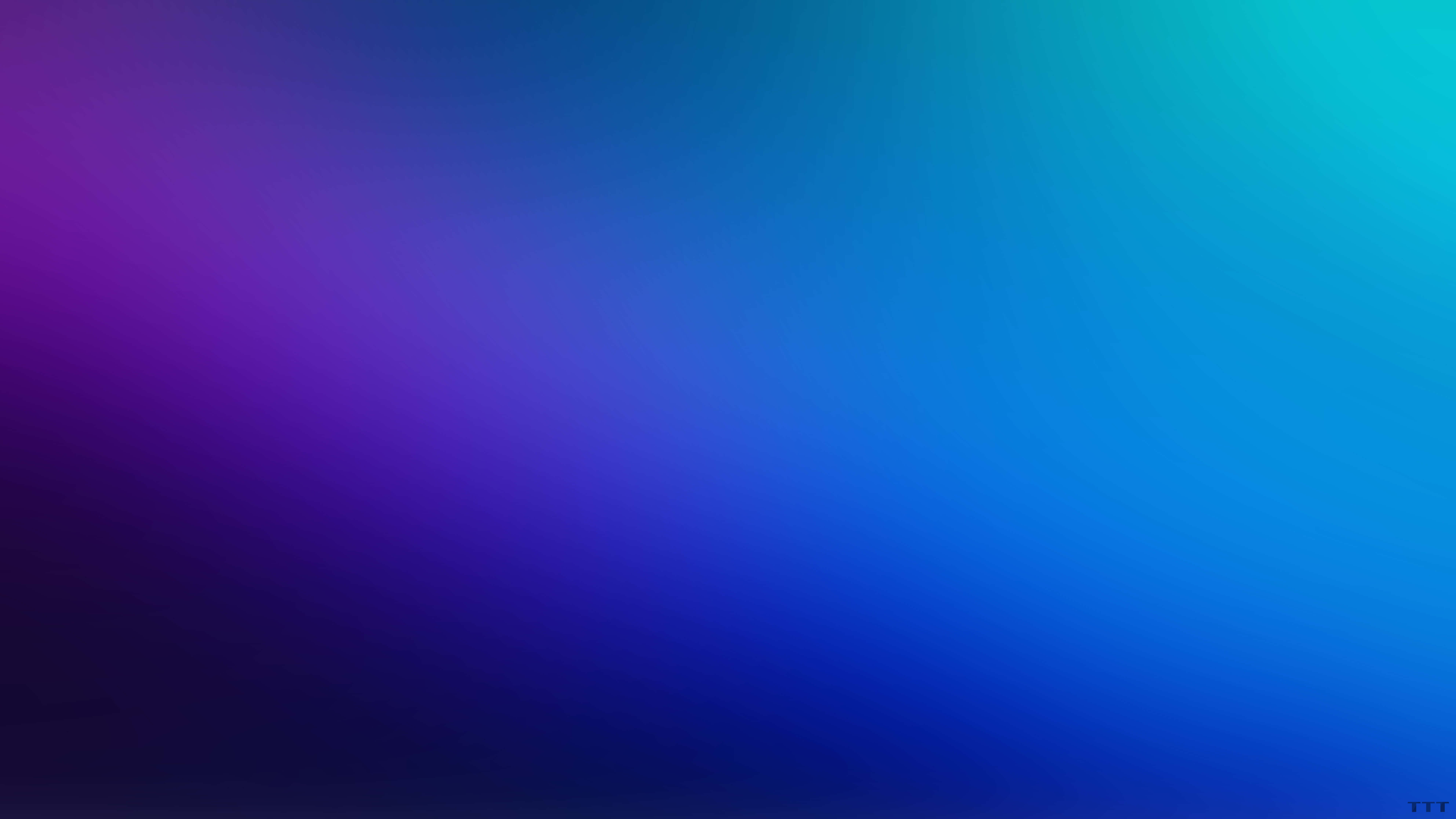 Purple Gradient 桌布 壁紙 — 在無縫的數位畫布上，平滑漸層從深紫色過渡到充滿活力的青色。