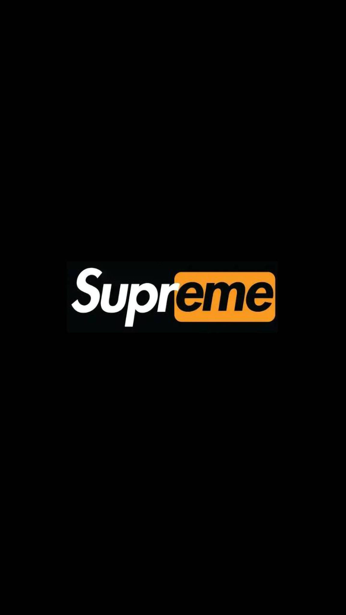 orange supreme 桌布 壁紙 — 在純黑色背景上以白色和橙色文字呈現的 Supreme 標誌。