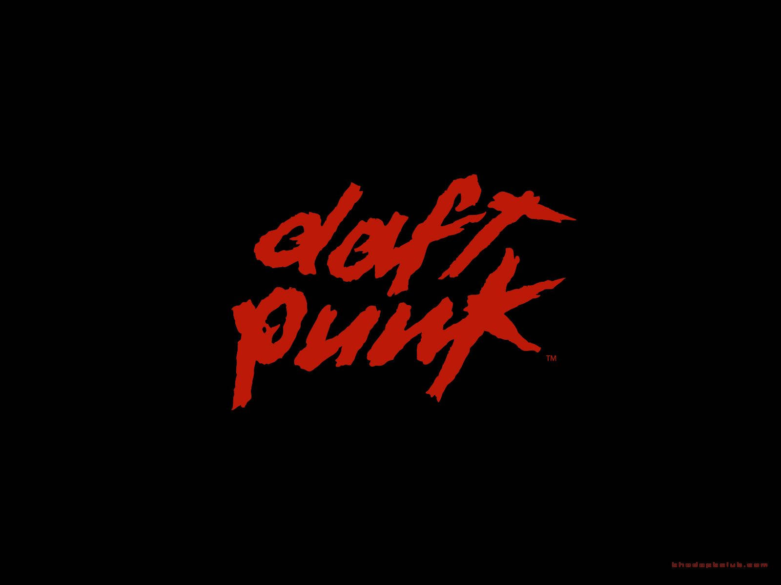 punk 桌布 壁紙 — 在純黑色背景上居中顯示的塗鴉風格字體大膽紅色 Daft Punk 標誌。