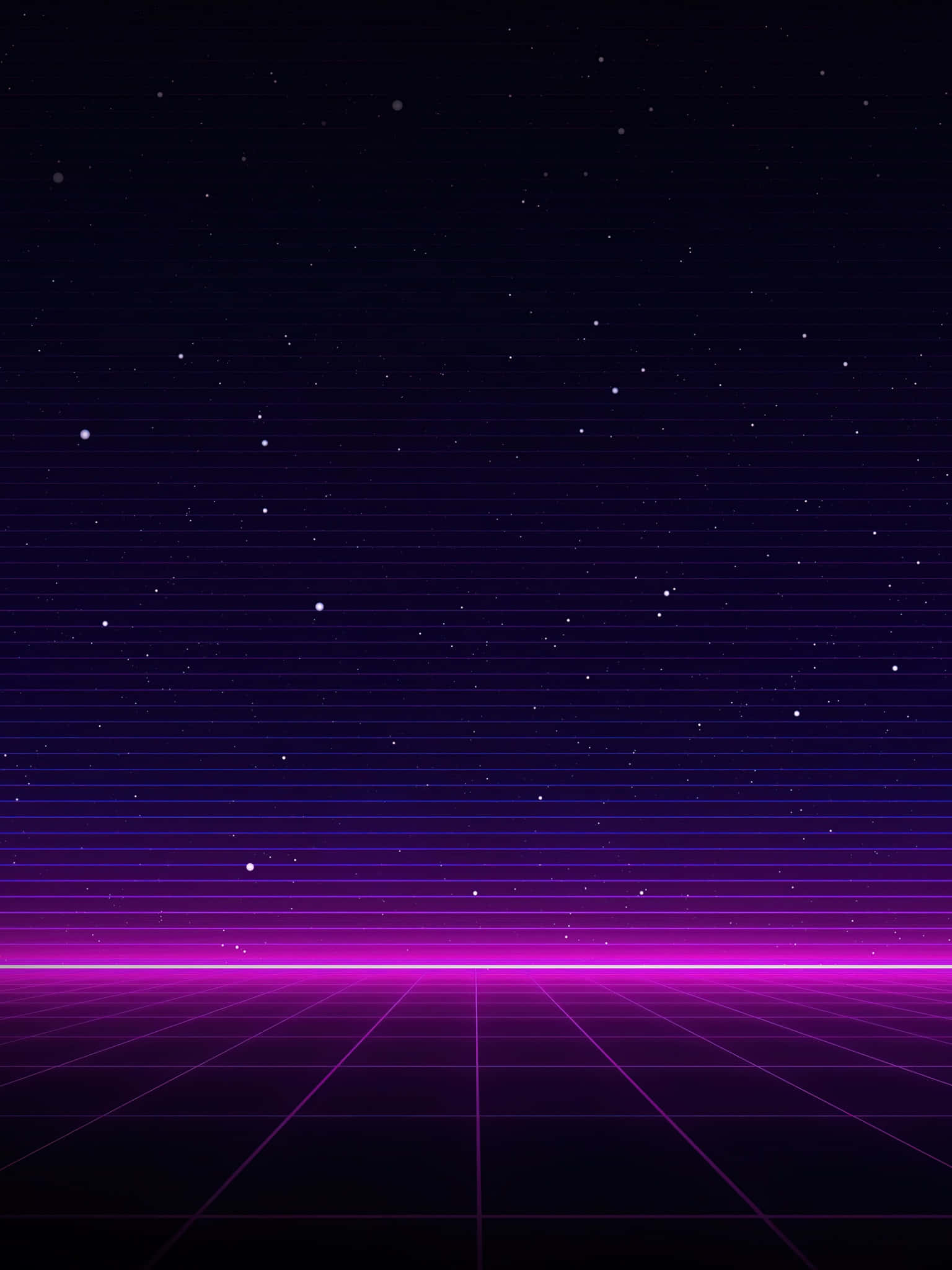 Purple Pink 桌布 壁紙 — 在繁星點點的夜空下，一個復古未來風格的網格地板散發著霓虹紫色線條，並帶有水平數位條紋。