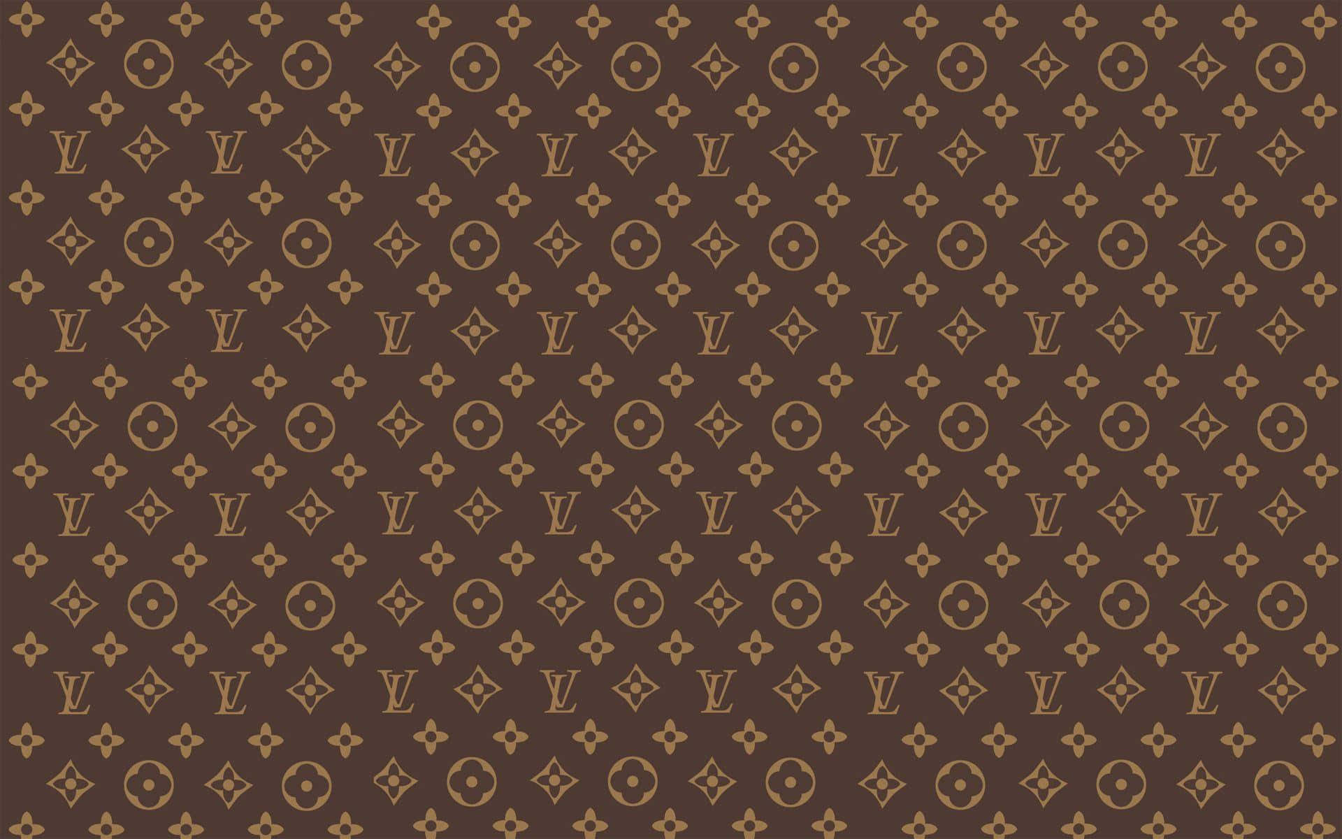 Monogram Desktop 桌布 壁紙 — 在豐富的棕色背景上，重複的金色LV標誌和花卉圖案組成的字母組合圖案。