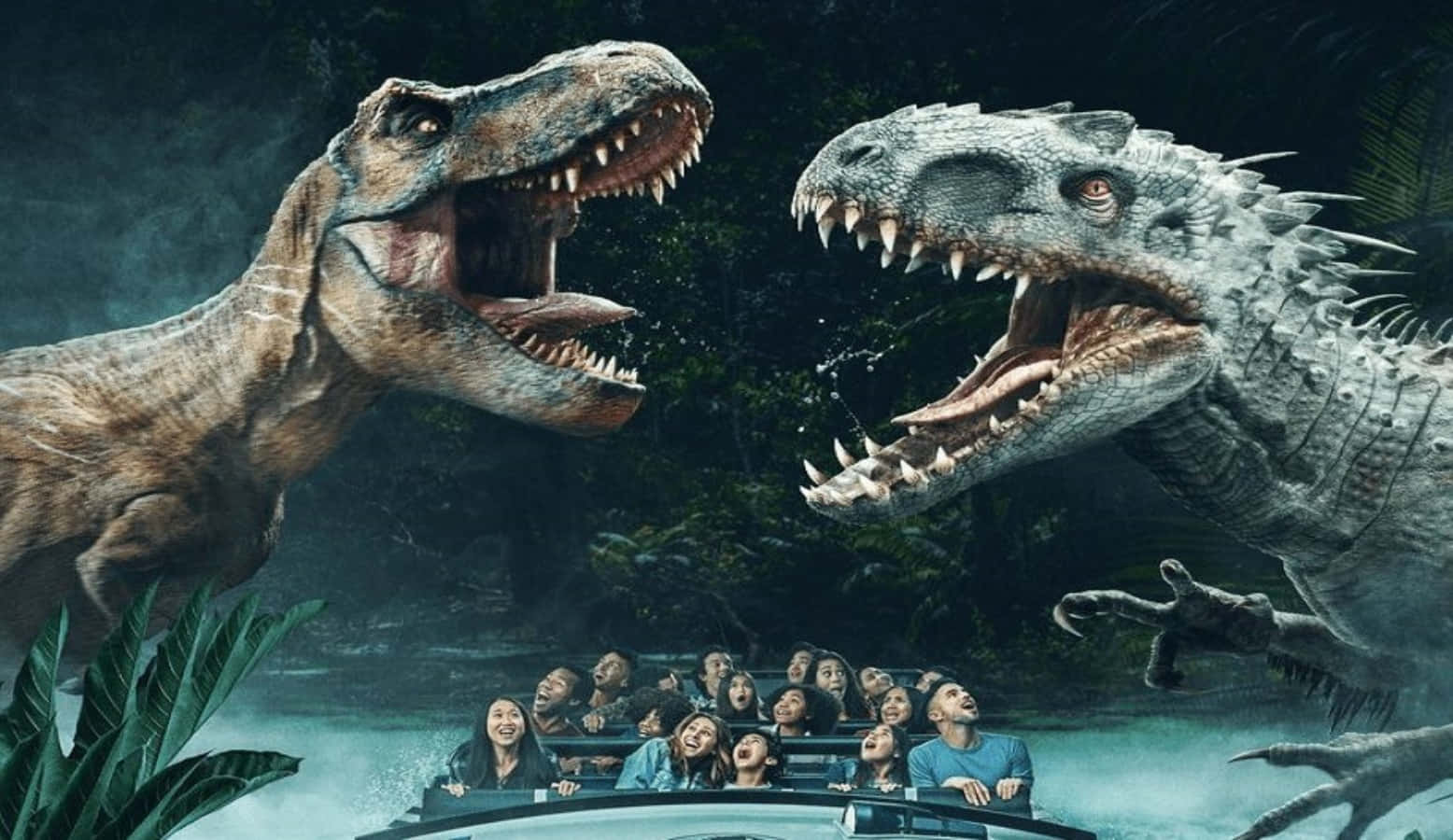 Jurassic World 桌布 壁紙 — 在霧氣瀰漫的叢林中，一艘船上的冒險者正面對兩隻咆哮的恐龍。