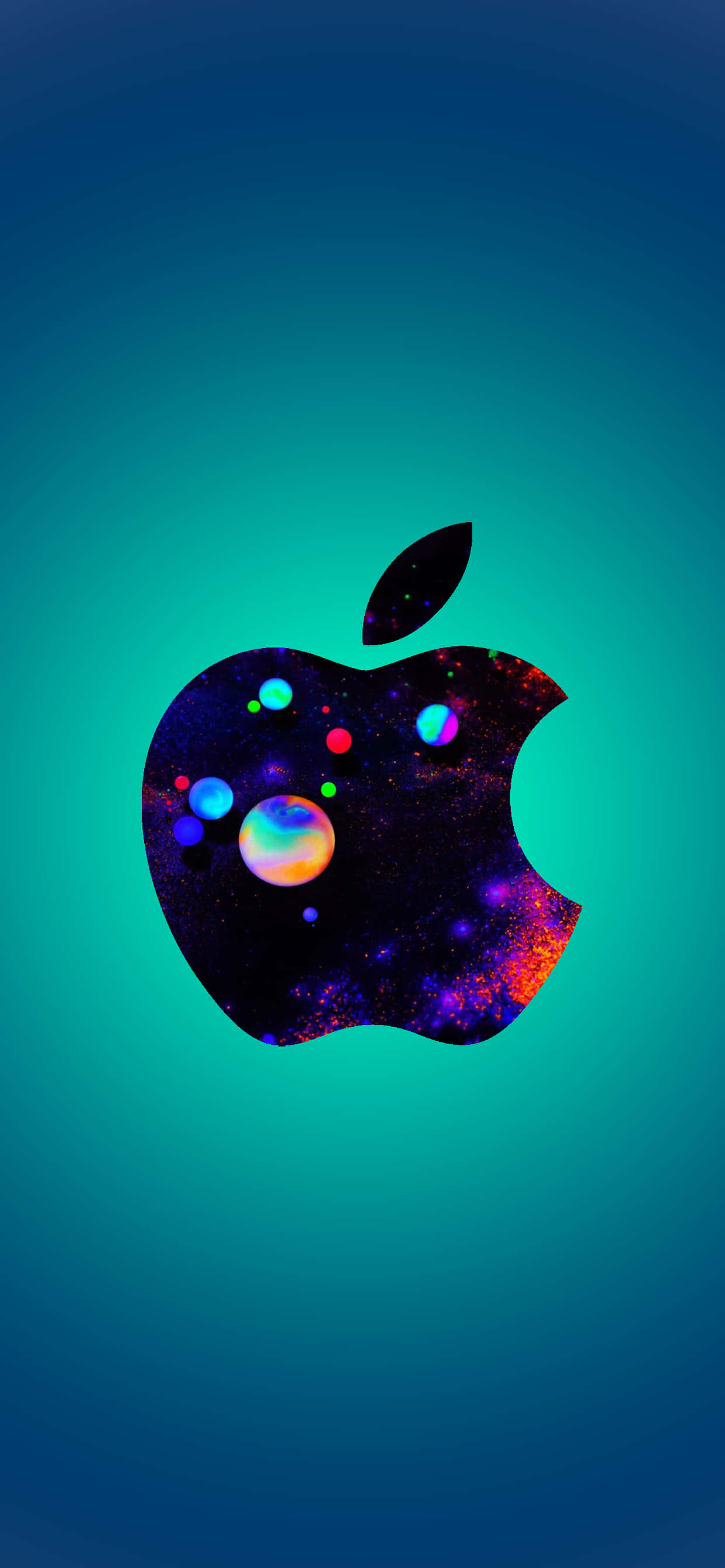 Green iPhone 桌布 壁紙 — 在青綠色漸變背景上，發光的Apple標誌內旋轉著宇宙星系。