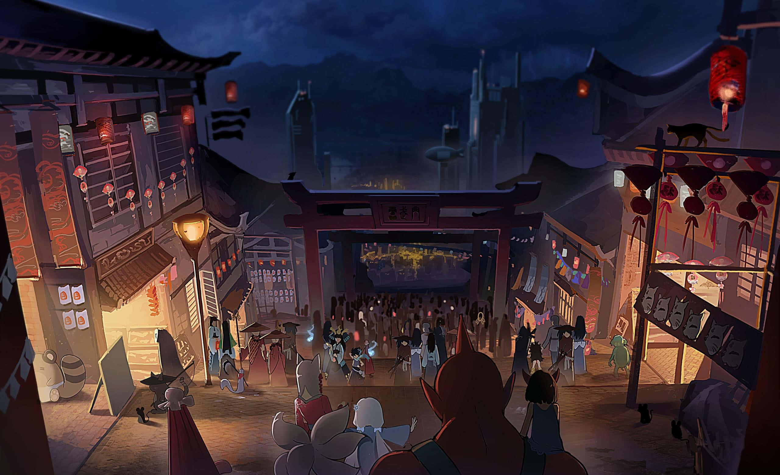 Yokai 桌布 壁紙 — 在鳥居下，一個熙熙攘攘的動漫風格夜市，掛著發光的燈籠和人群。