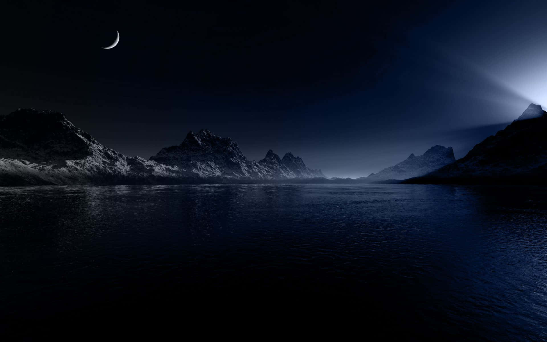 Dark Landscape 桌布 壁紙 — 在黑暗的天空下，一輪新月映照著寧靜的月光湖面，反射出鋸齒狀的積雪山峰。