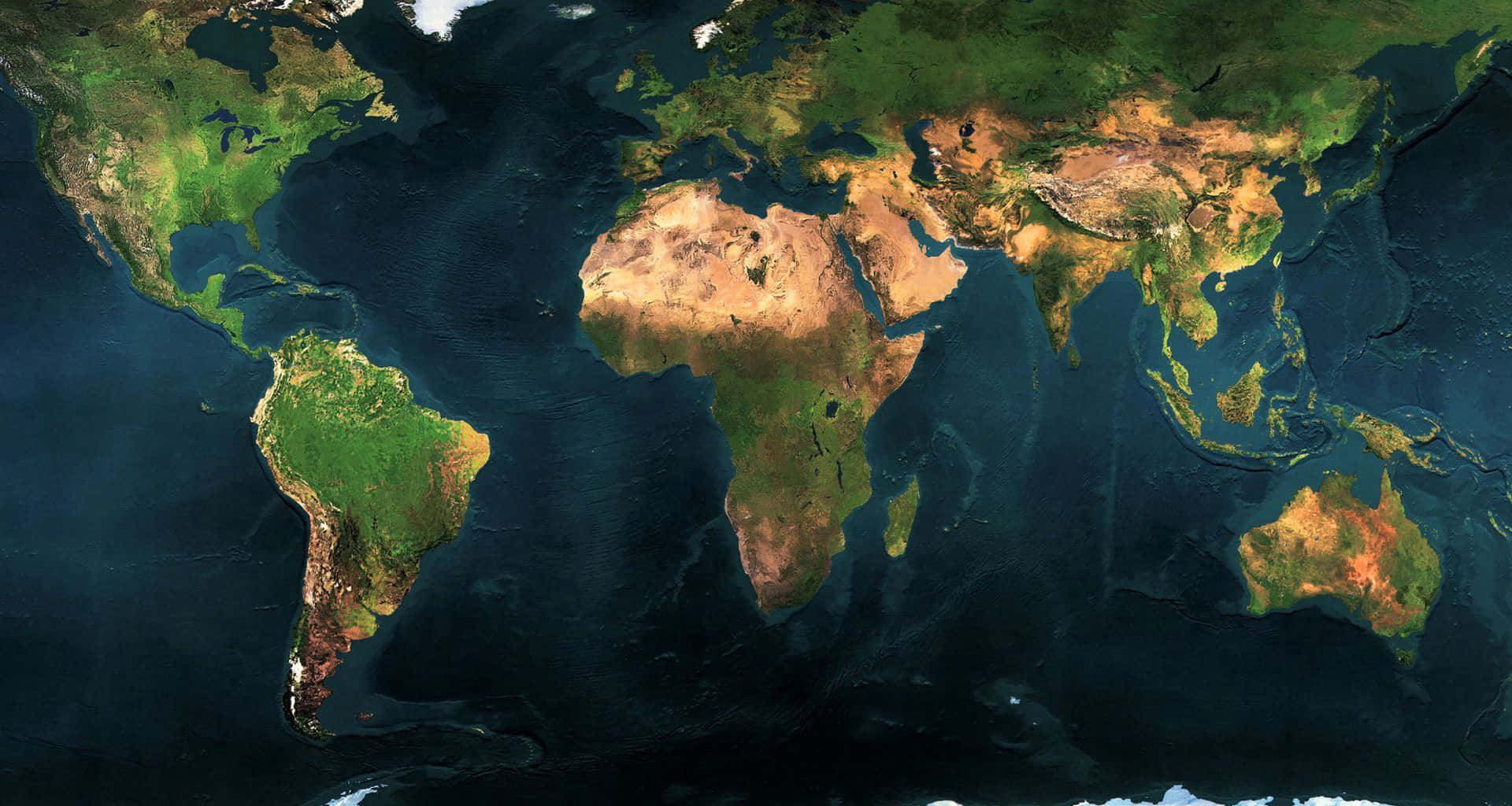 Map 桌布 壁紙 — 地球的航空衛星視圖，顯示大陸和海洋，帶有鮮豔的綠色、棕色和藍色色調。