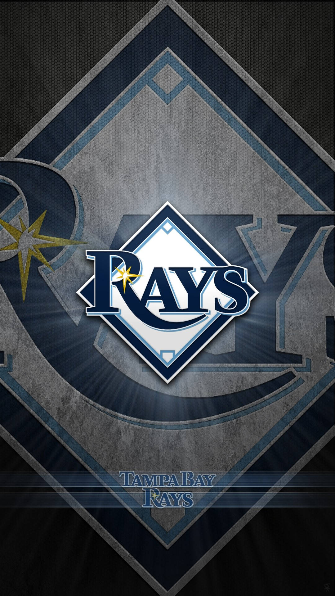 Rays 桌布 壁紙 — 坦帕灣光芒隊標誌居中於鑽石形狀內，帶有藍色和灰色金屬質感及星星點綴。