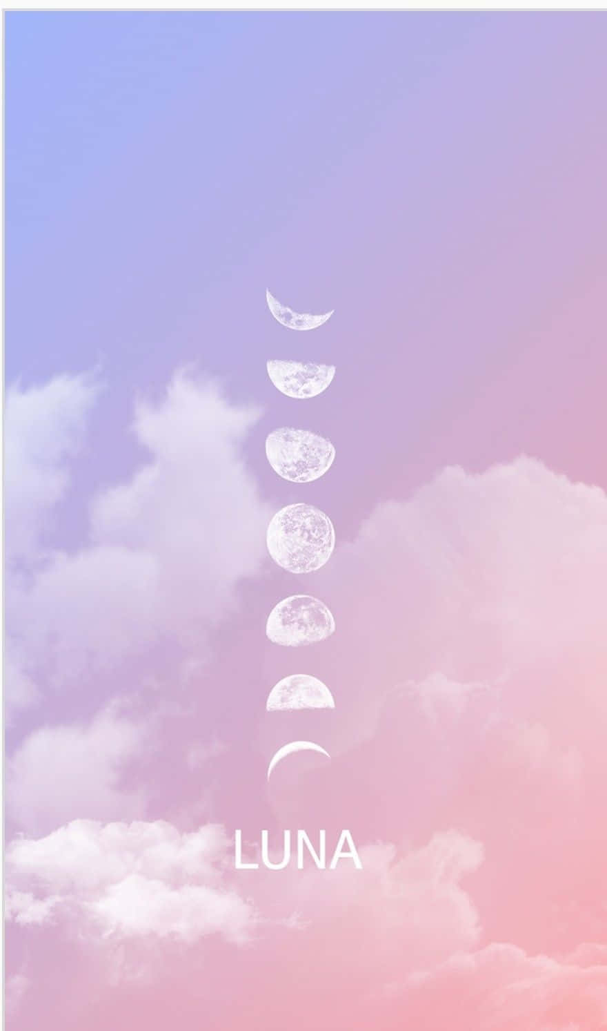 Soft Girl Aesthetic 桌布 壁紙 — 垂直排列的月相序列漂浮在帶有柔和雲朵的粉紫調粉彩天空中。