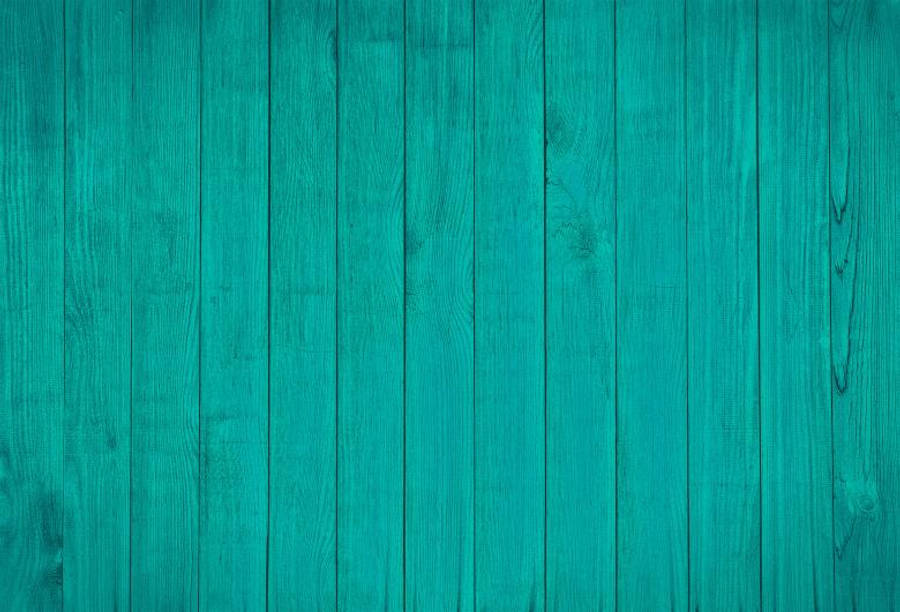 Wood Texture 桌布 壁紙 — 垂直的藍綠色油漆木板，帶有可見的木紋和節疤，營造出有紋理的鄉村風格背景。