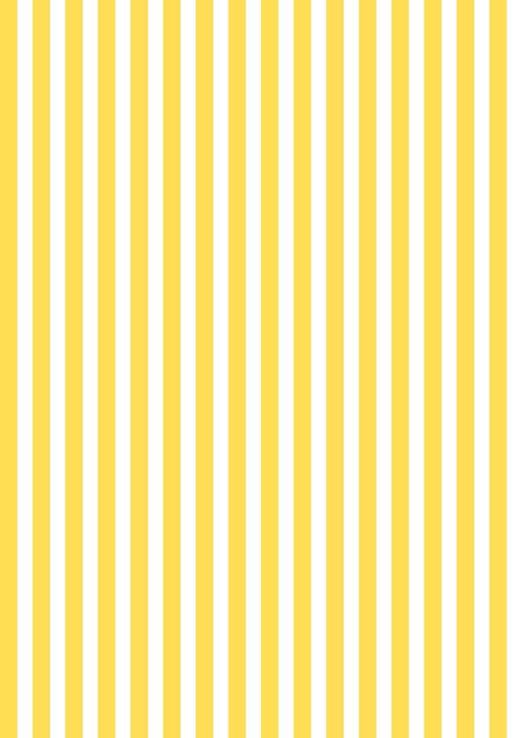 Yellow Striped 桌布 壁紙 — 垂直的黃色和白色條紋創造出大膽歡快的圖案，非常適合照亮任何空間。