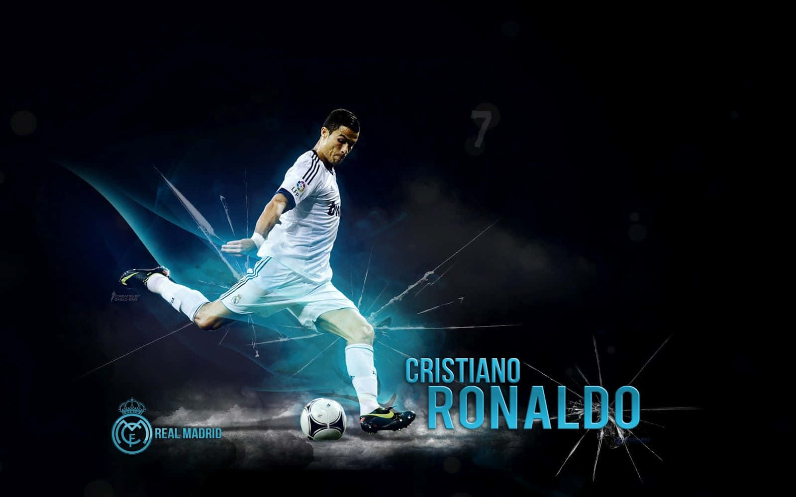 Ronaldo 桌布 壁紙 — 基斯坦奴·朗拿度身穿白色皇家馬德里球衣，在深色背景上以藍色能量效果動態地踢足球。
