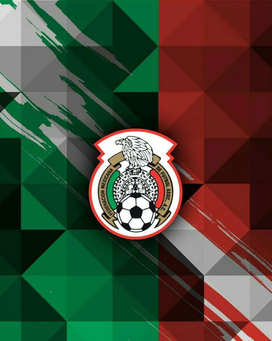 Mexico Soccer 桌布 壁紙 — 墨西哥國家足球隊徽章居中置於幾何綠紅白背景上，並帶有動態筆觸點綴。