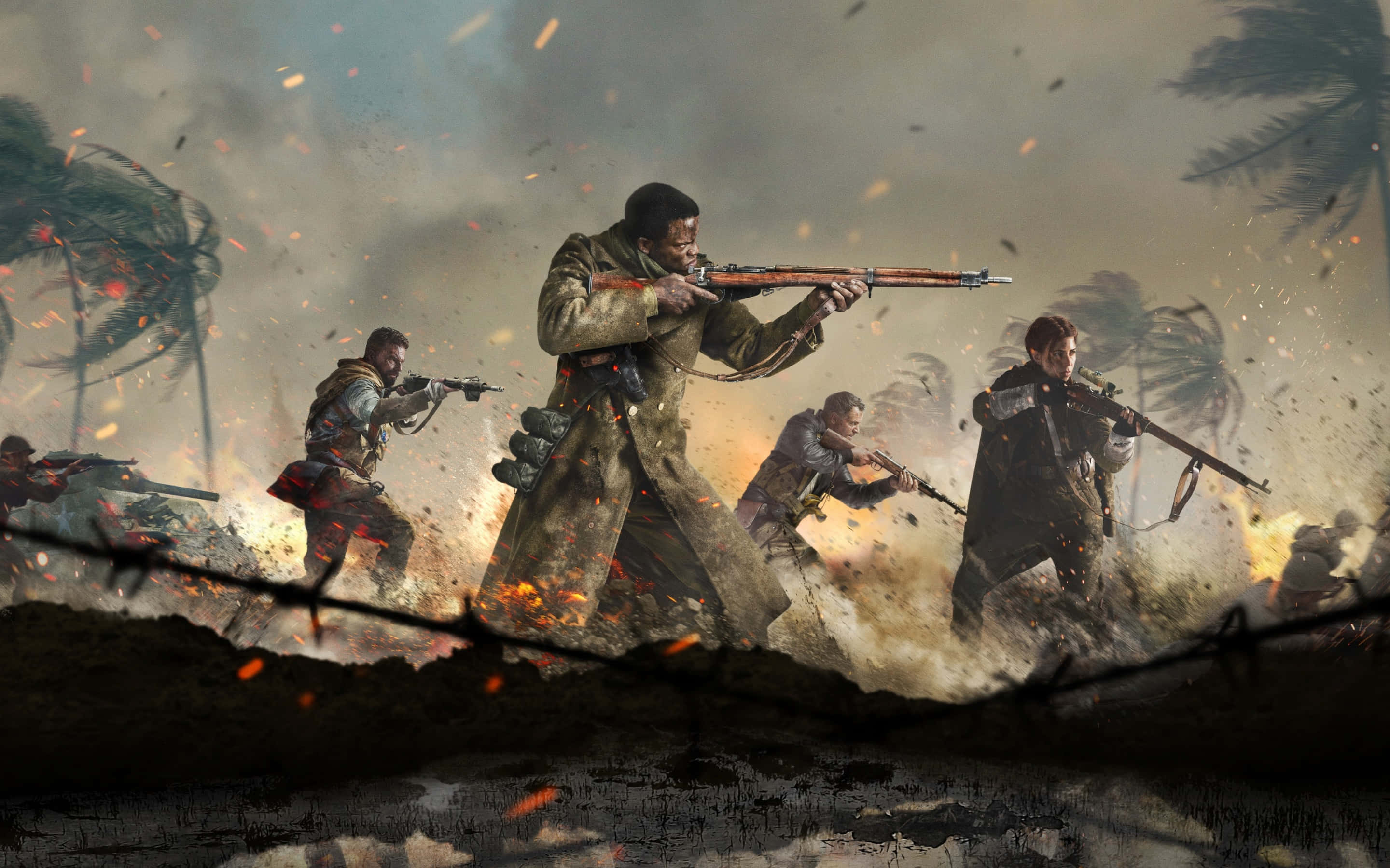 Epic Battle 桌布 壁紙 — 士兵們衝過火焰熊熊的叢林戰場，前景有鐵絲網，棕櫚樹在煙霧中形成剪影。