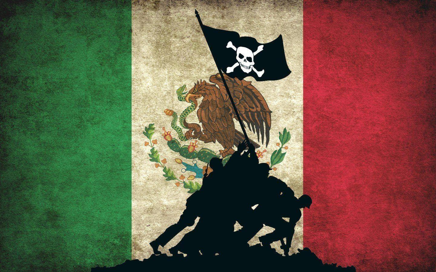Flag 桌布 壁紙 — 士兵在帶有鷹蛇徽章的墨西哥國旗上舉起海盜旗的剪影。