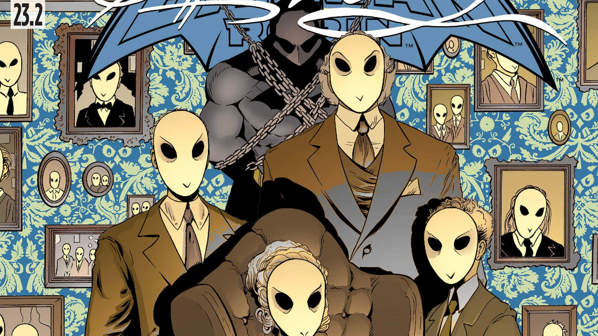 The Court Of Owls 桌布 壁紙 — 外星面孔、身穿西裝的人物在藍色圖案壁紙背景下，坐在或站立於華麗肖像畫之間。