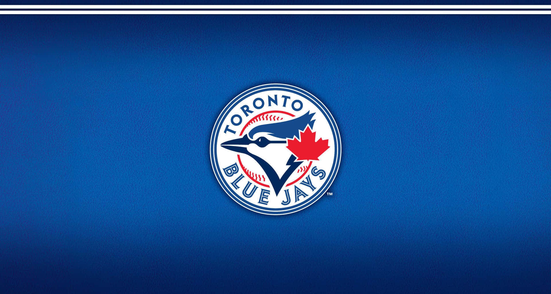MLB Teams 桌布 壁紙 — 多倫多藍鳥隊標誌居中顯示在帶有白色邊框條紋的紋理藍色漸變背景上。