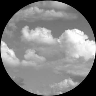多雲天空圓形黑白框架 壁紙
